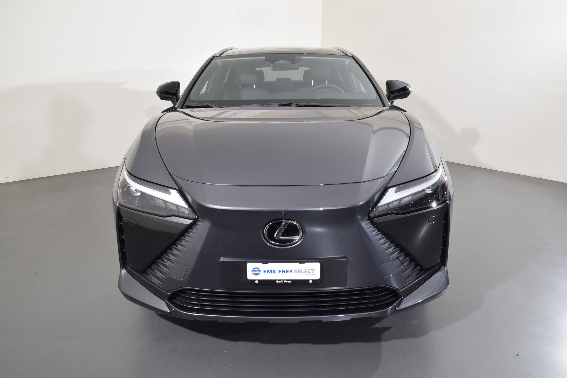 LEXUS RZ 450e Comfort-image-14