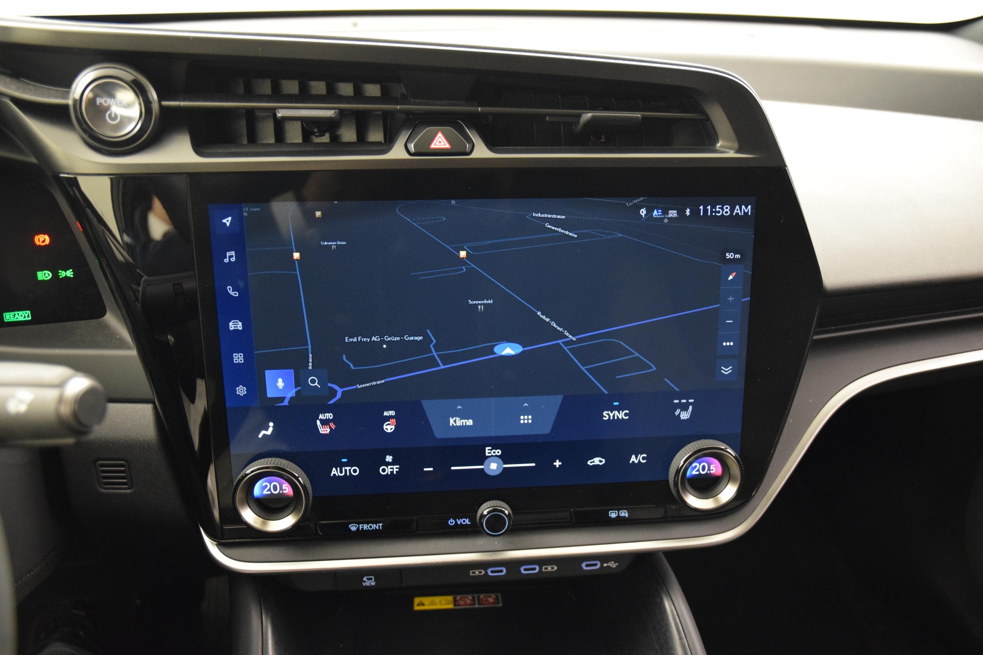LEXUS RZ 450e Comfort-image-22
