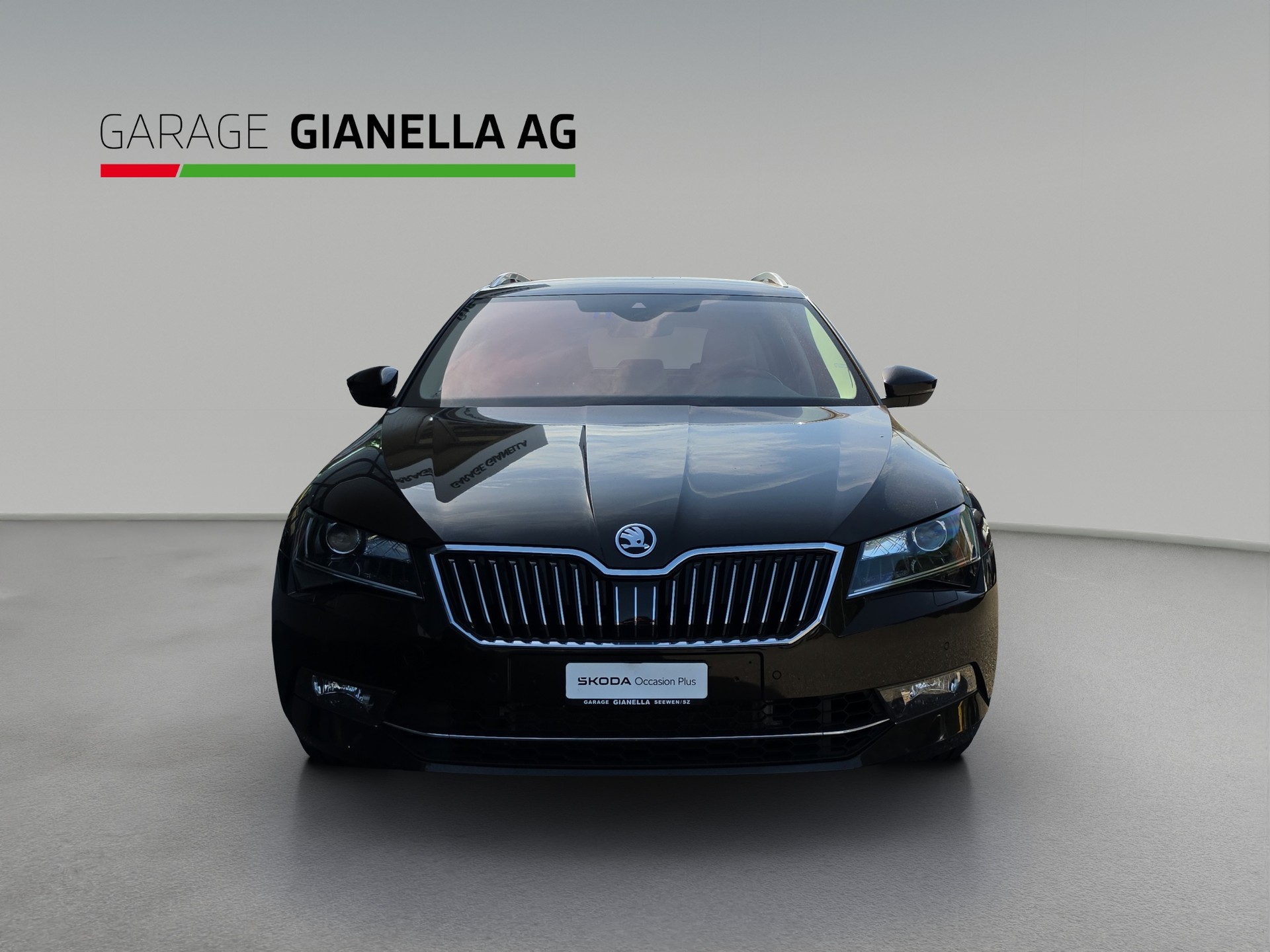 SKODA Superb Combi 2.0 TSI L&K DSG 4x4-showroom-element-3
