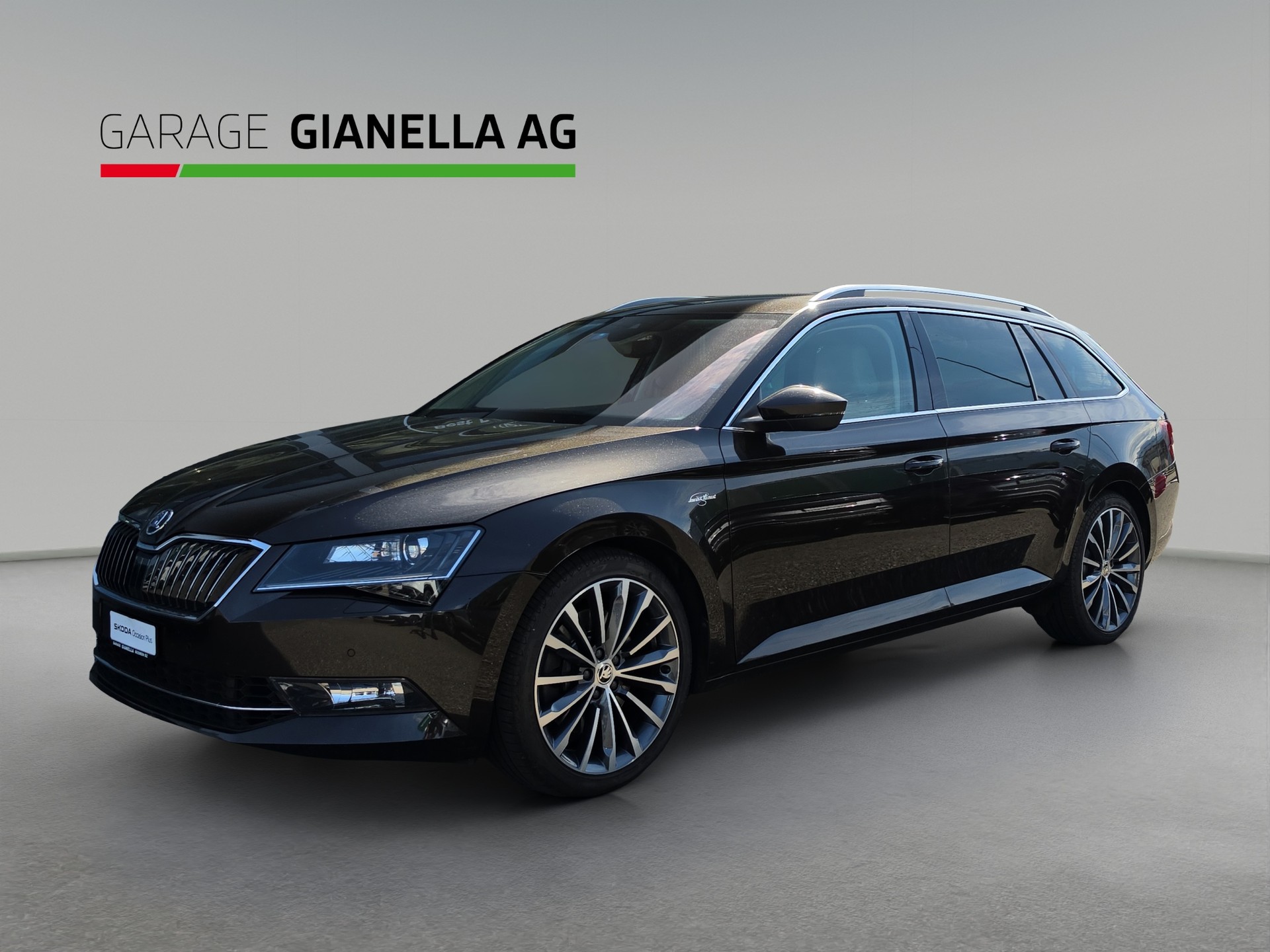 SKODA Superb Combi 2.0 TSI L&K DSG 4x4