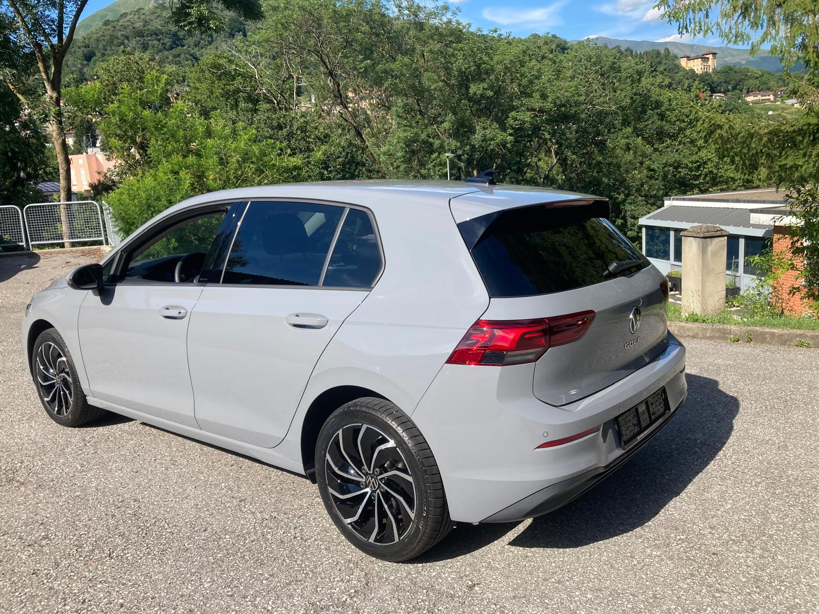 VW Golf 1.0 eTSI mHEV ACTLife DSG-image-4