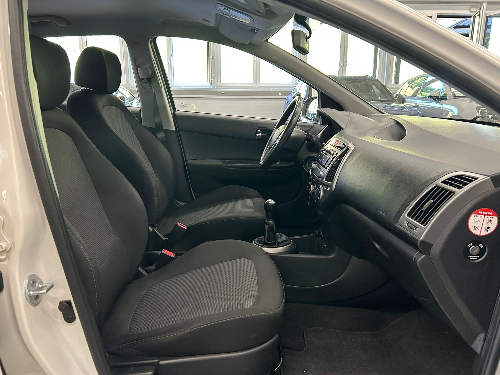 HYUNDAI i20 1.2 Pica-image-11