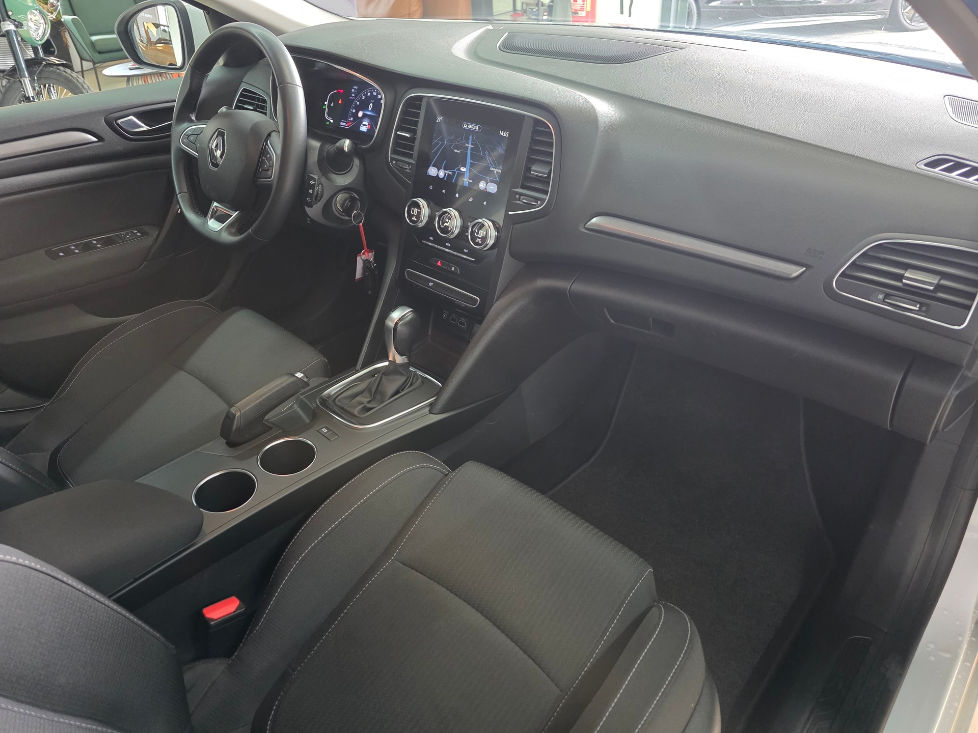 RENAULT Mégane Grandtour 1.5 dCi Business EDC-image-6