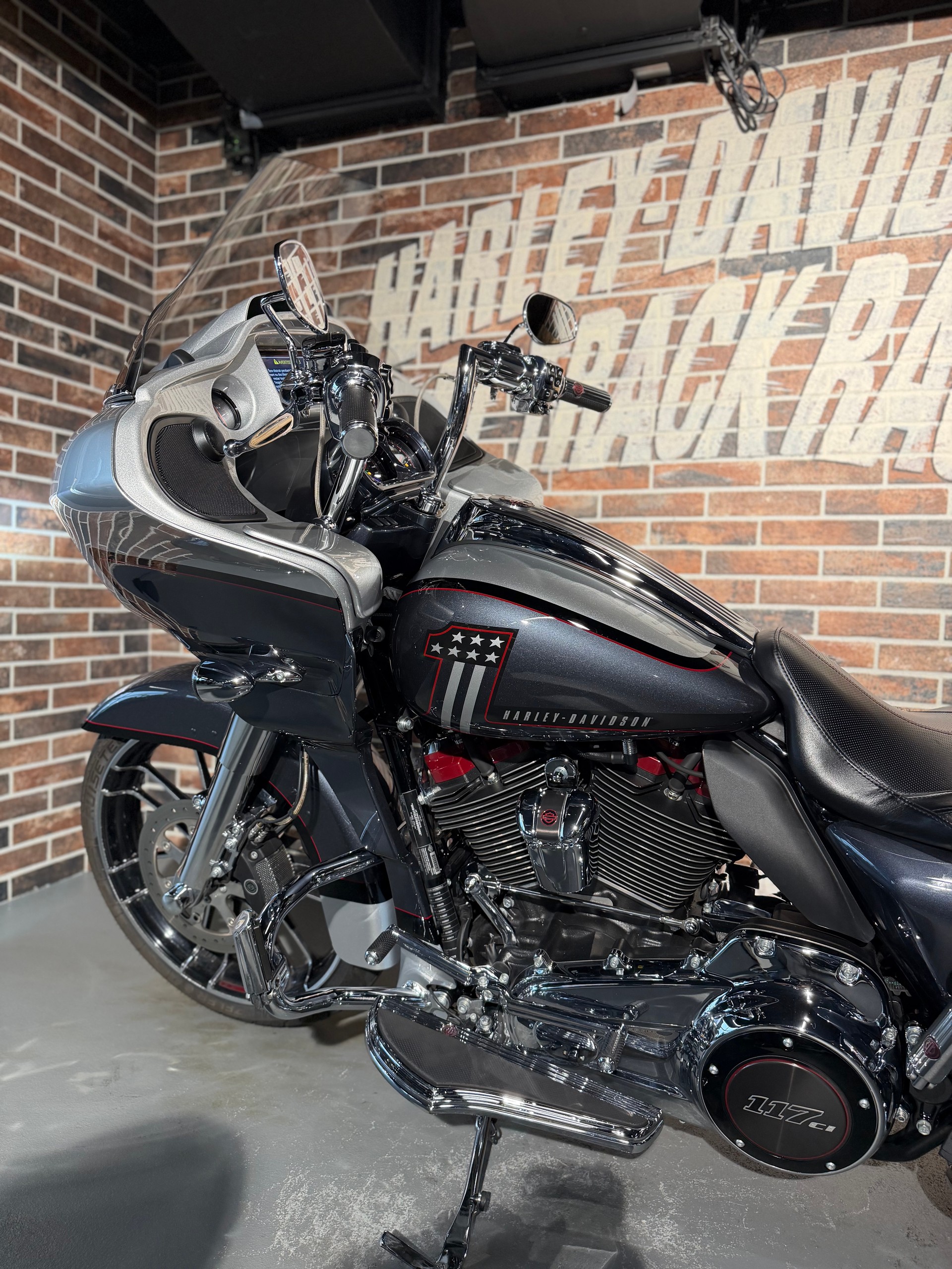 HARLEY-DAVIDSON FLTRXSE Road Glide Special 117 CVO-image-4