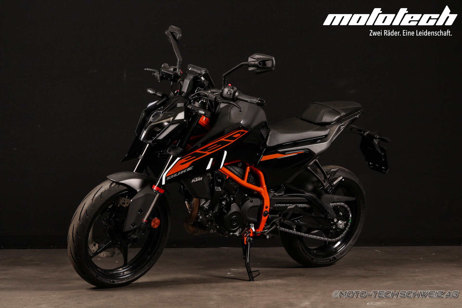 KTM 390 Duke-image-5