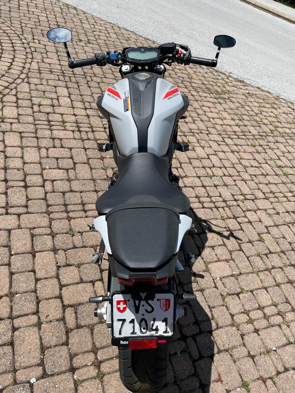 YAMAHA MT-07-image-1