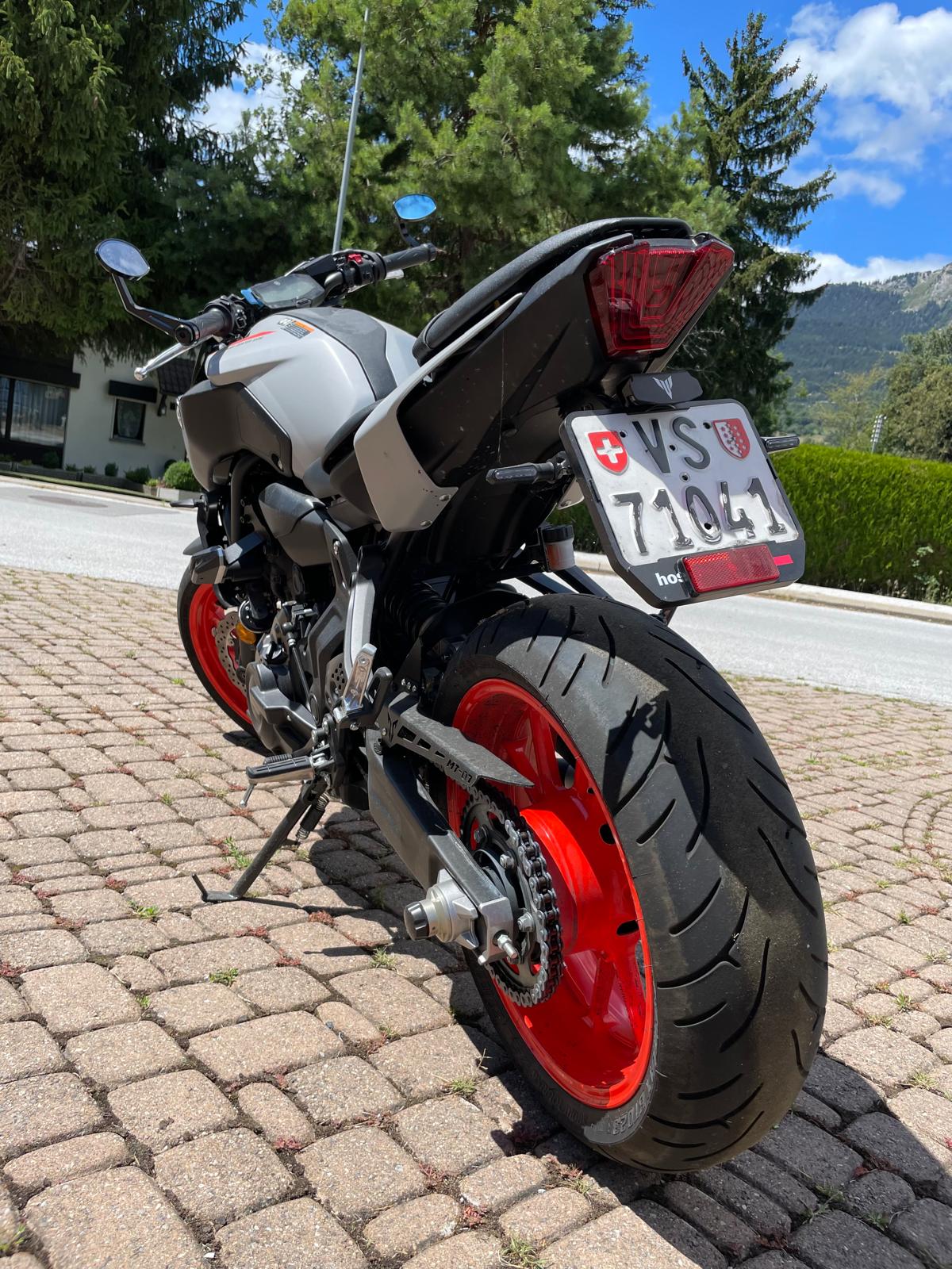 YAMAHA MT-07-image-6