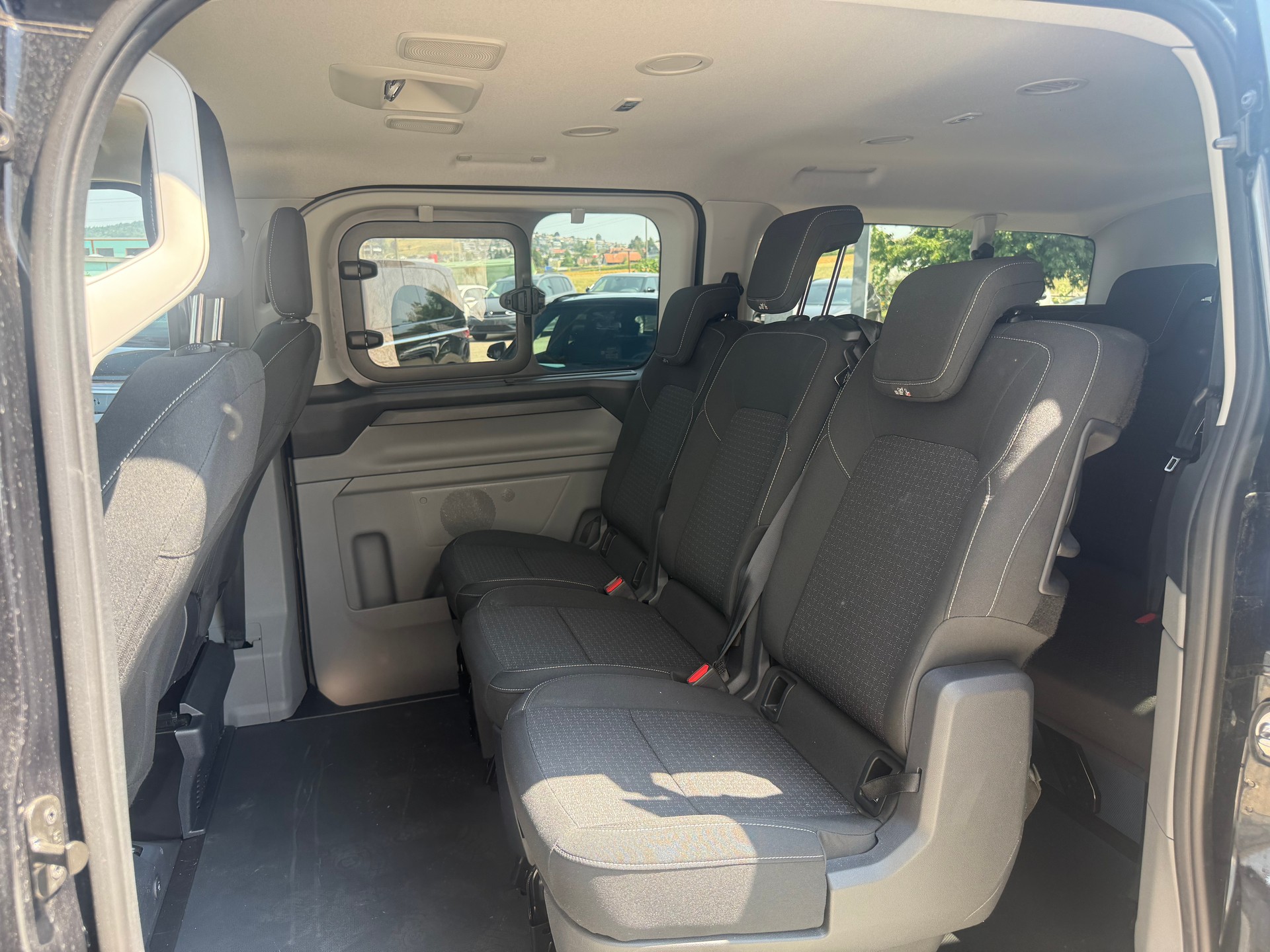 FORD Transit C Kombi 320 L2 2.0 EcoBlue 170 Trend-image-8