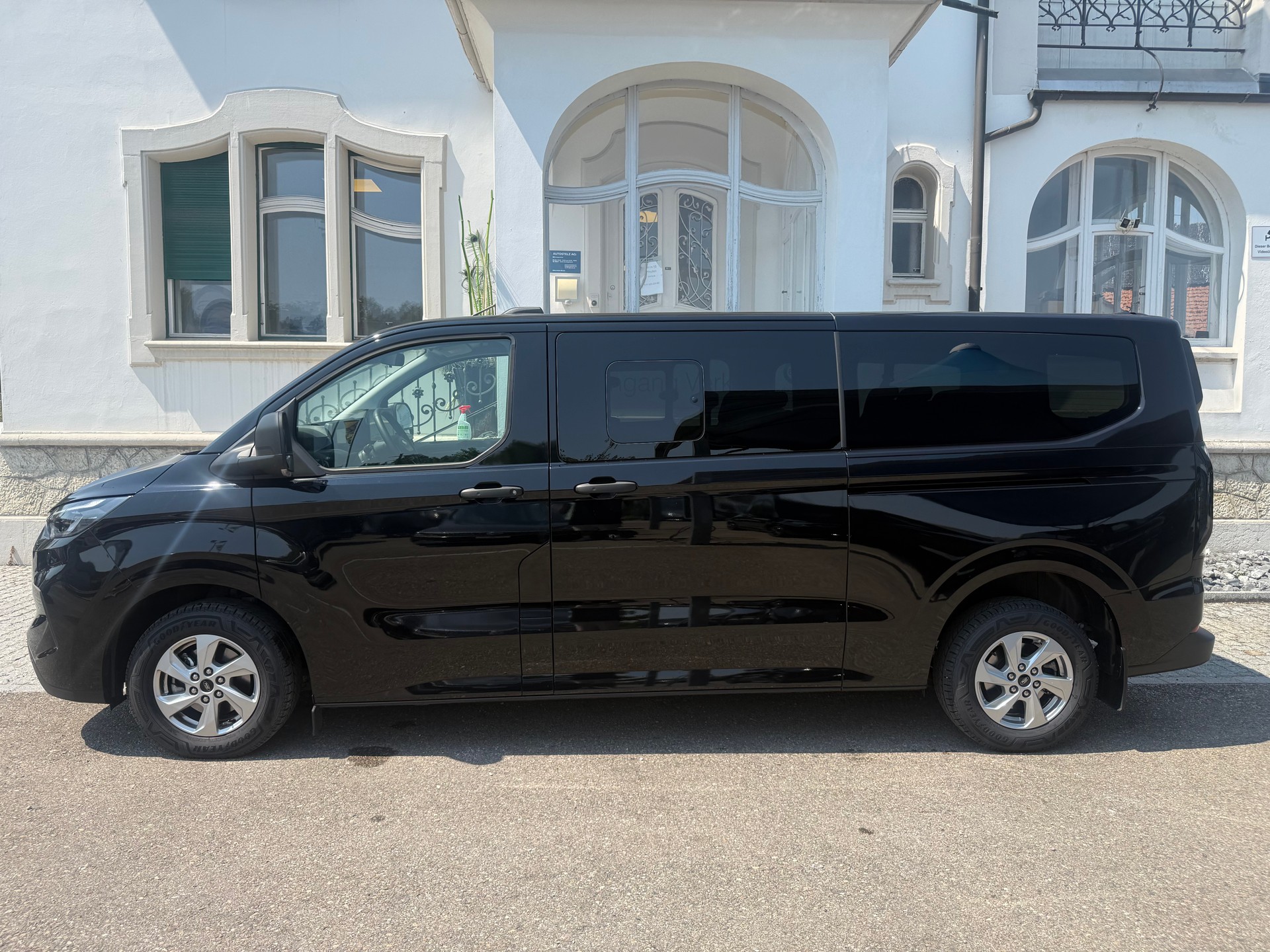FORD Transit C Kombi 320 L2 2.0 EcoBlue 170 Trend-showroom-element-3