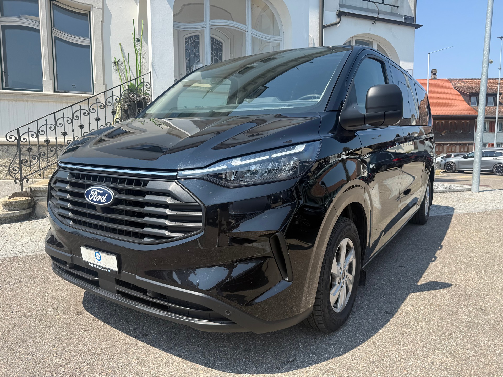 FORD Transit C Kombi 320 L2 2.0 EcoBlue 170 Trend-showroom-element-1