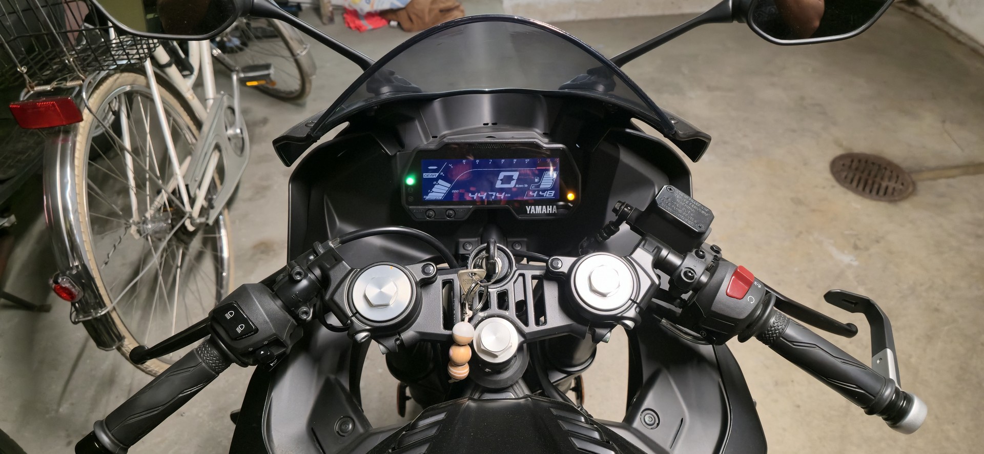 YAMAHA YZF-R 125 ABS-image-6