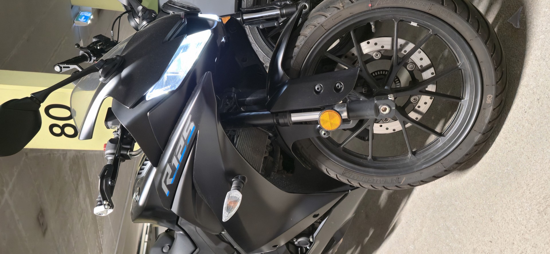 YAMAHA YZF-R 125 ABS-image-9
