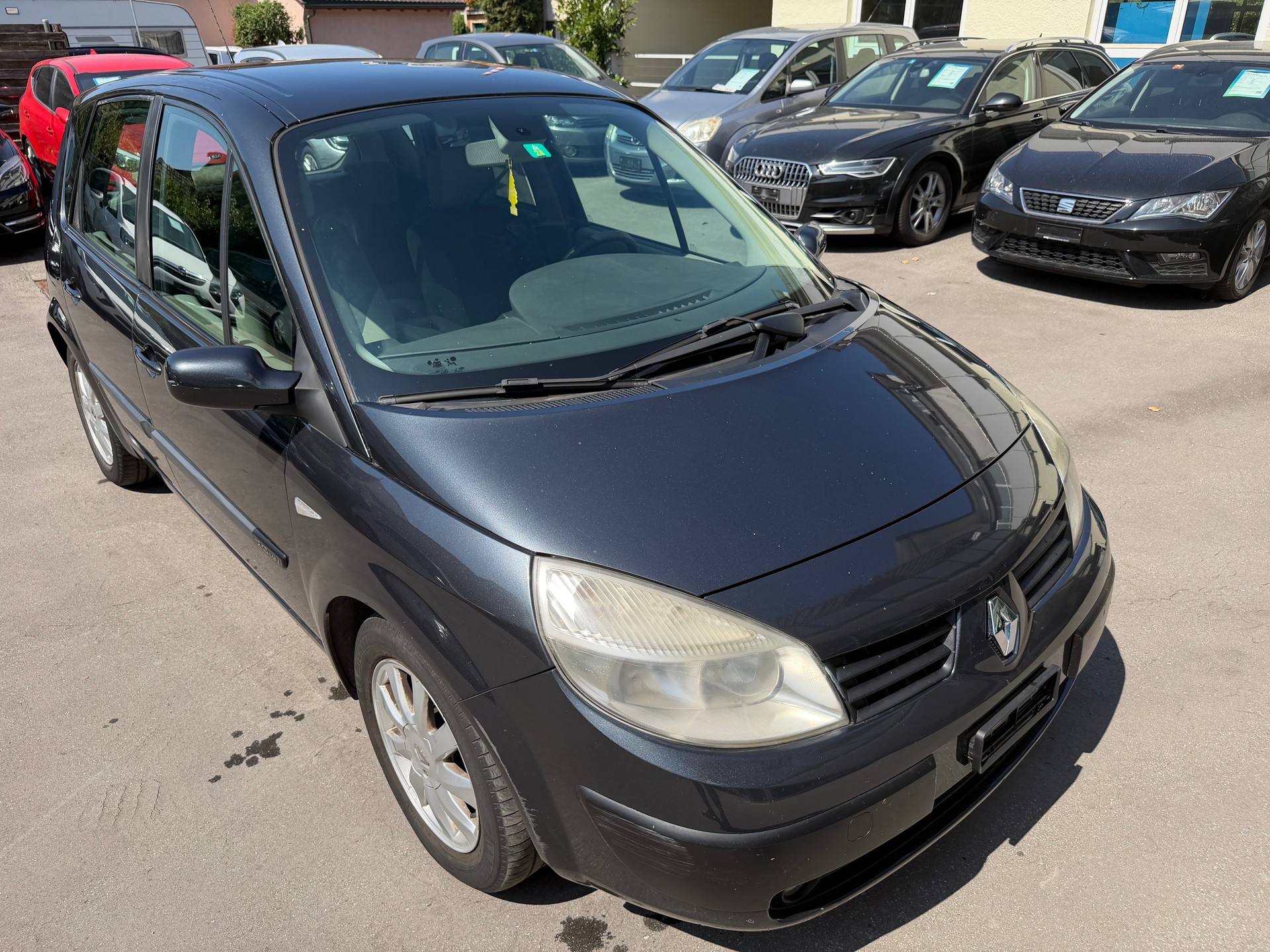 RENAULT Scénic 2.0 16V Dynamique-showroom-element-2