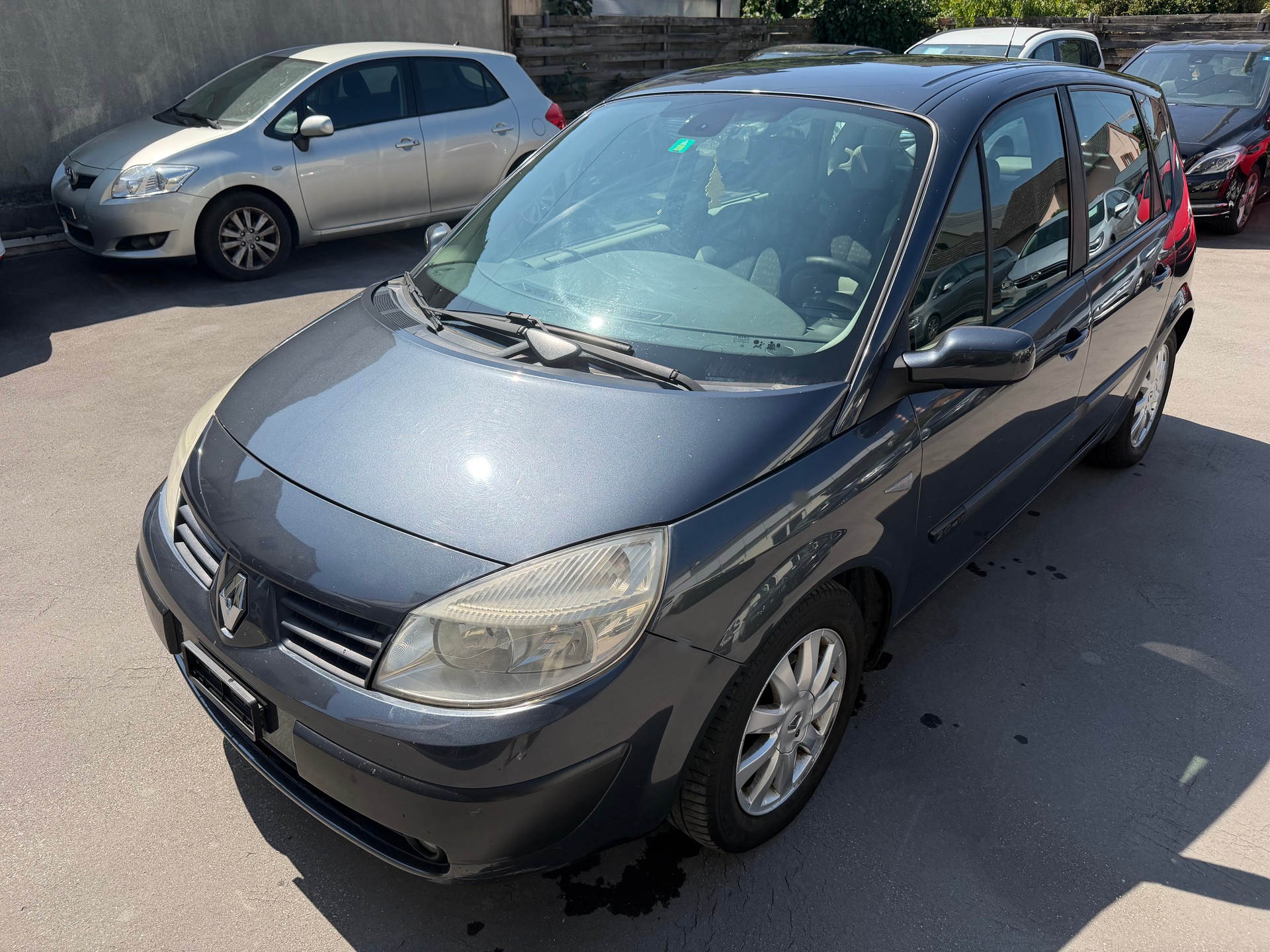 RENAULT Scénic 2.0 16V Dynamique
