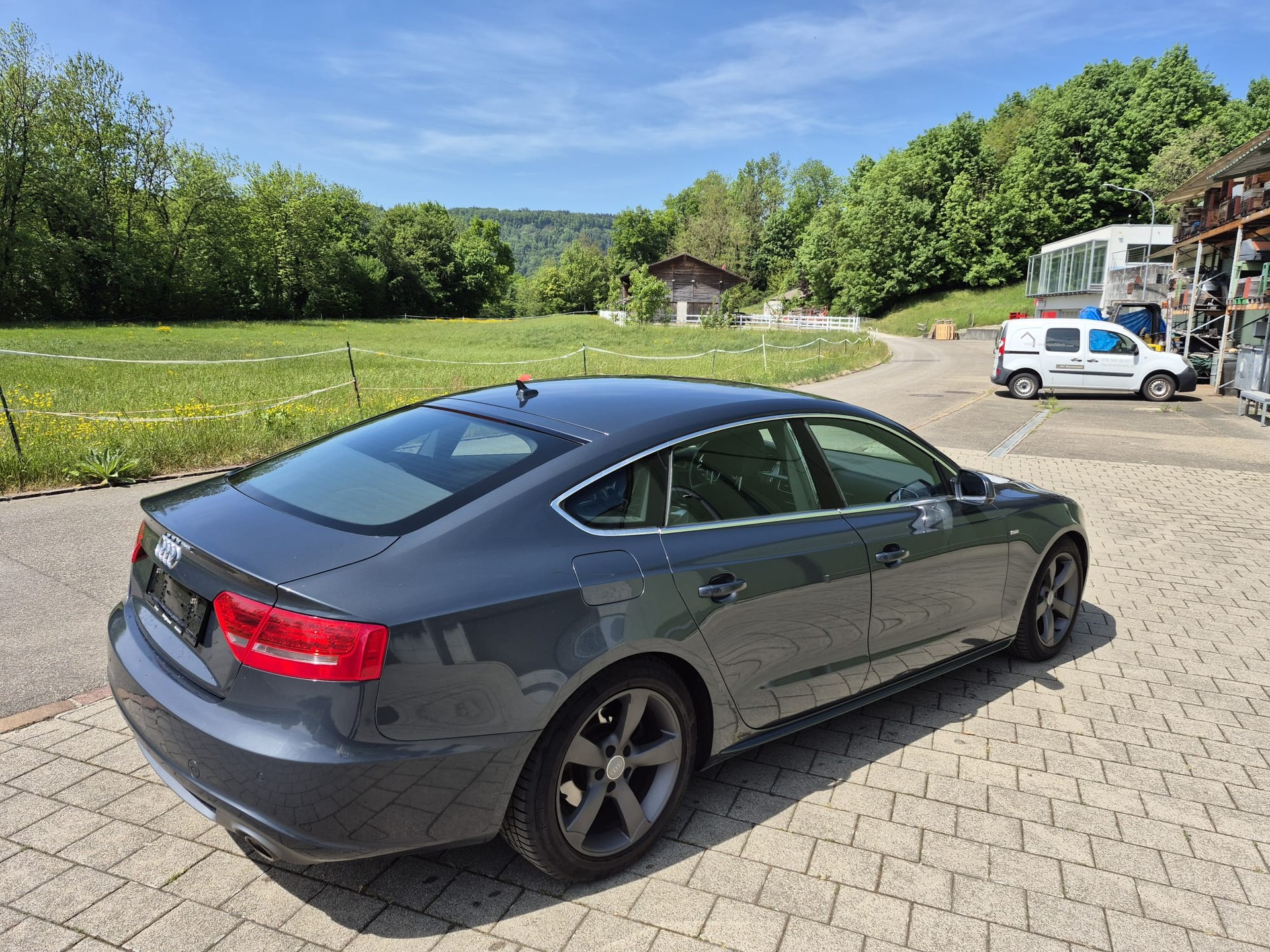 AUDI A5 Sportback 3.0 TDI quattro S-tronic-image-4