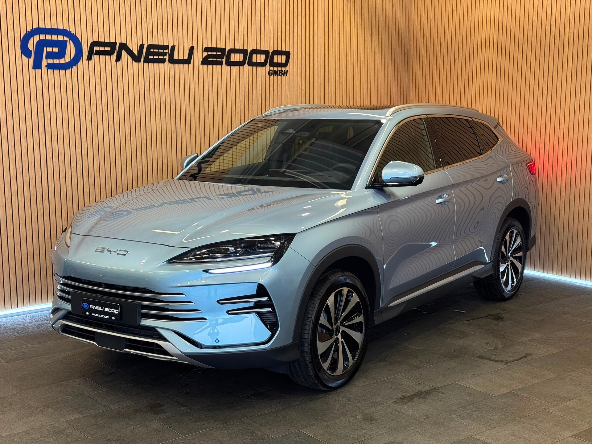 BYD Seal U DM-i Design AWD *Tian Qing*