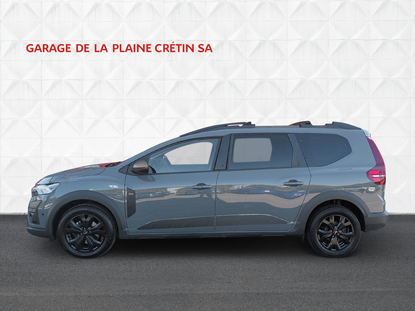 DACIA Jogger HEV 140 Extreme-showroom-element-2