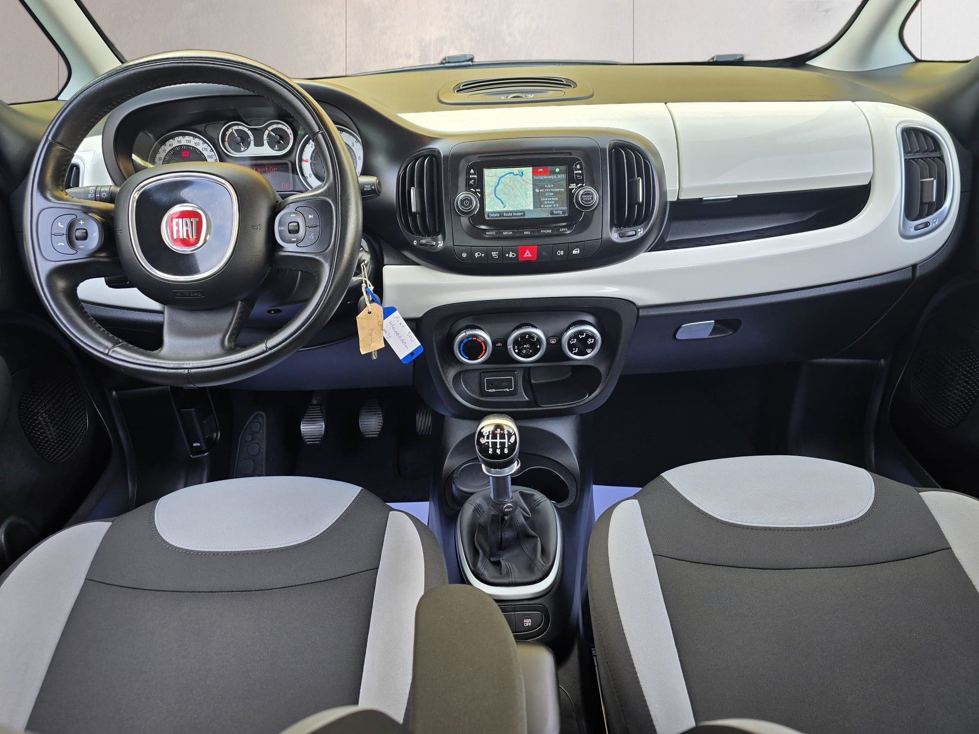 FIAT 500L 1.4 TB 16V Pop Star-image-8