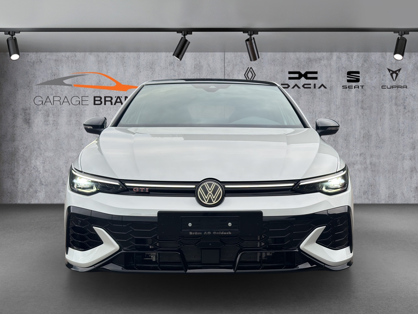 VW Golf 2.0 TSI GTI Clubsport DSG-showroom-element-1