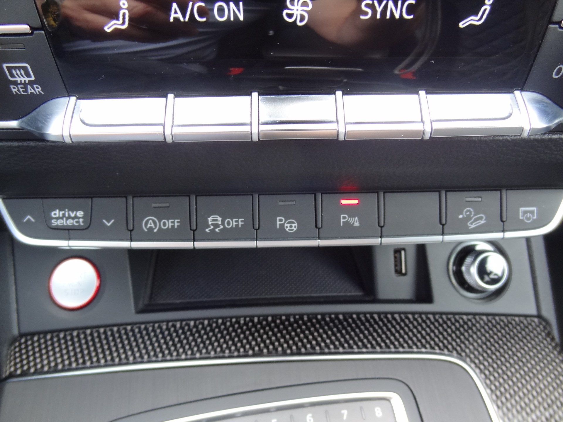 AUDI SQ5 TDI quattro tiptronic-image-28