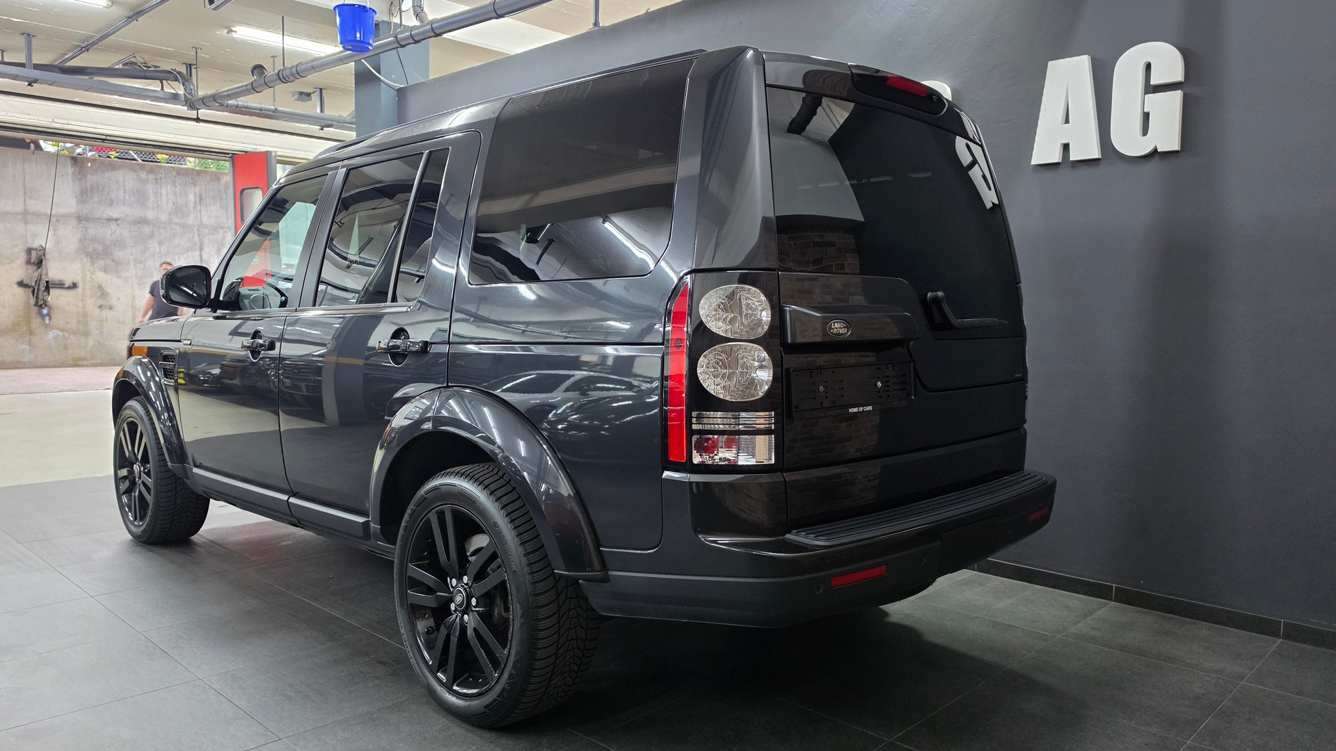 LAND ROVER Discovery 3.0 SDV6 HSE Automatic-image-7