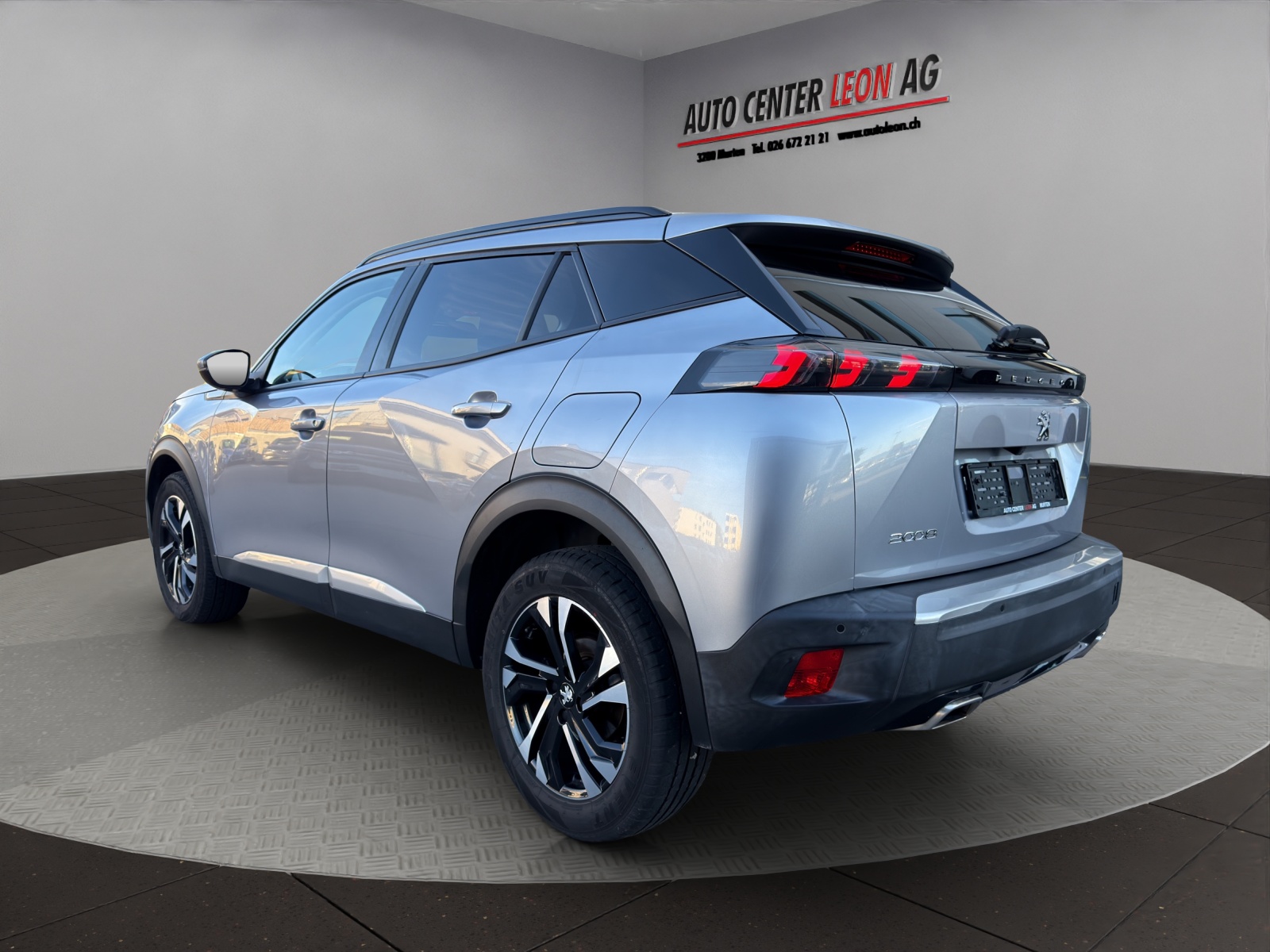 PEUGEOT 2008 1.2 PureTech Active-showroom-element-3