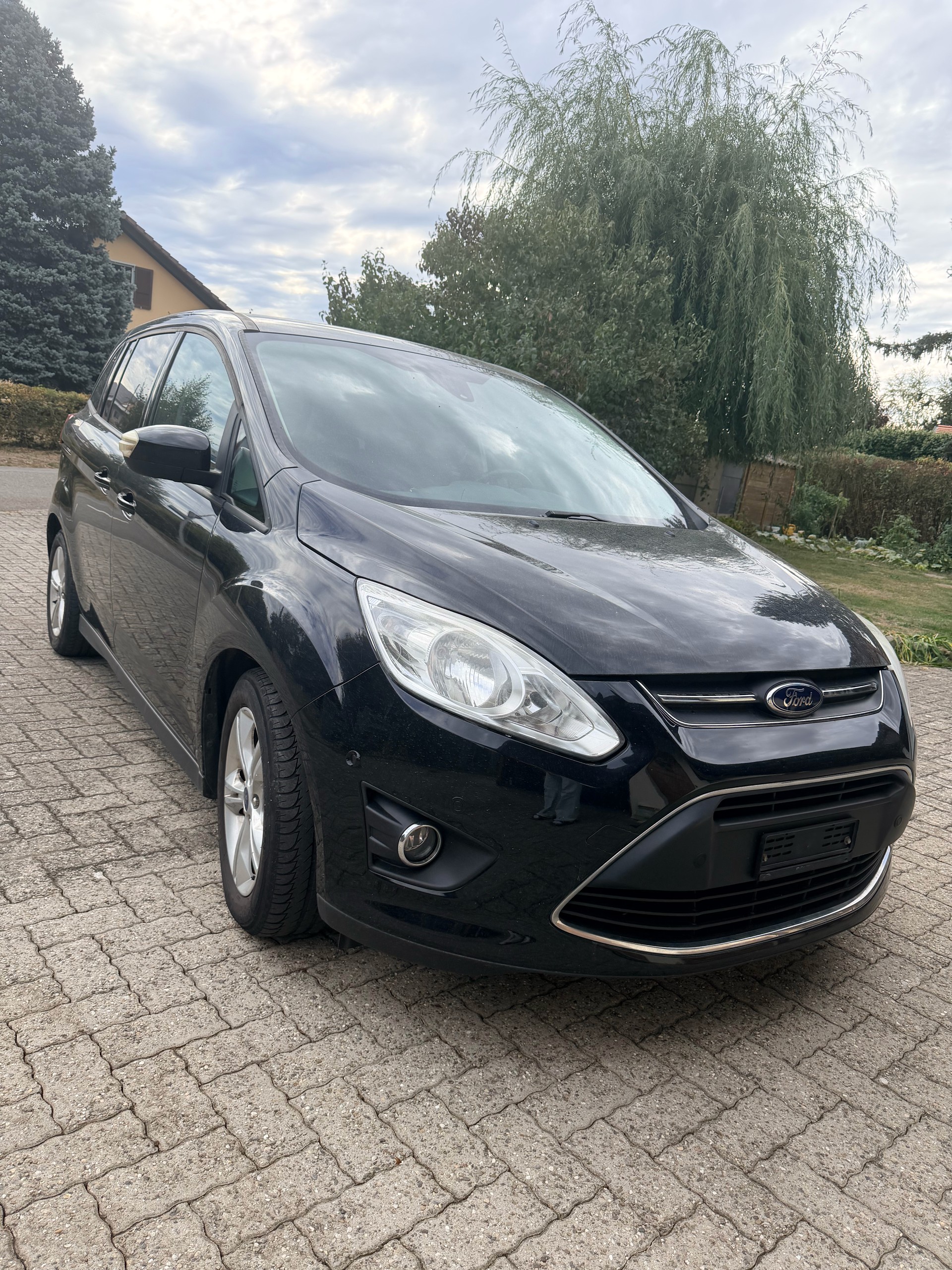 FORD 1.0i EcoB 125 Titanium