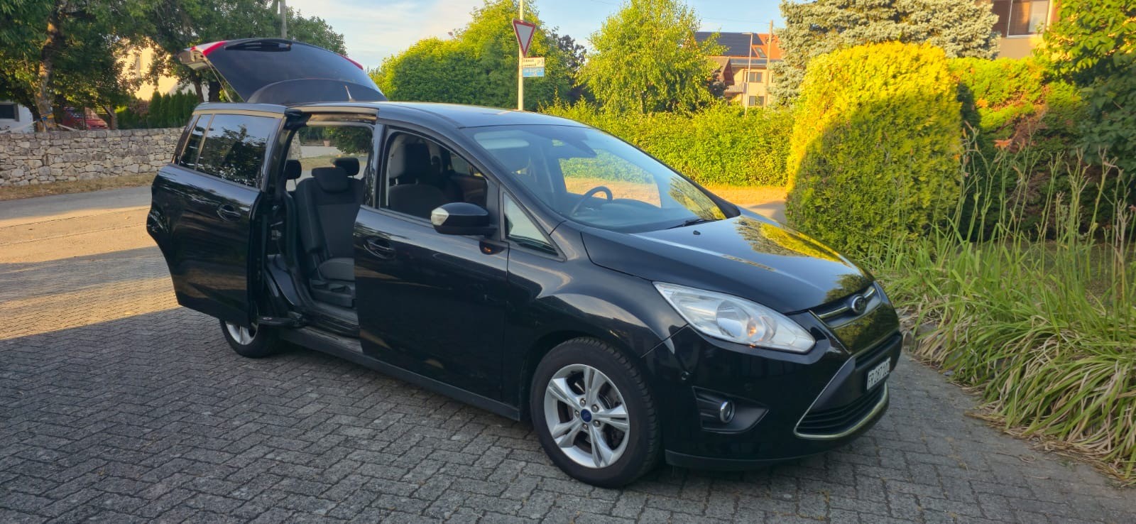 FORD 1.0i EcoB 125 Titanium-image-1