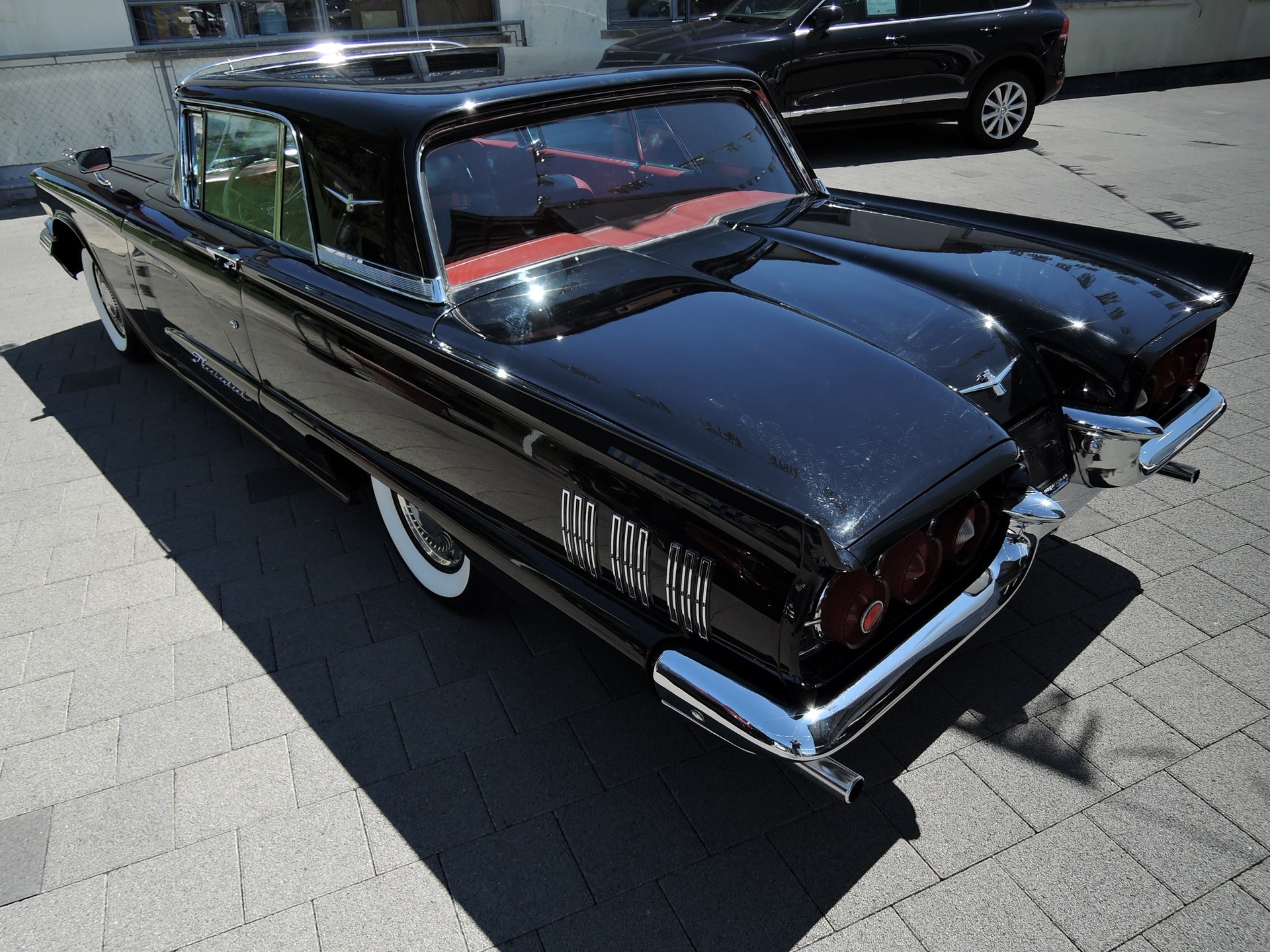 FORD Thunderbird Coupé-showroom-element-2