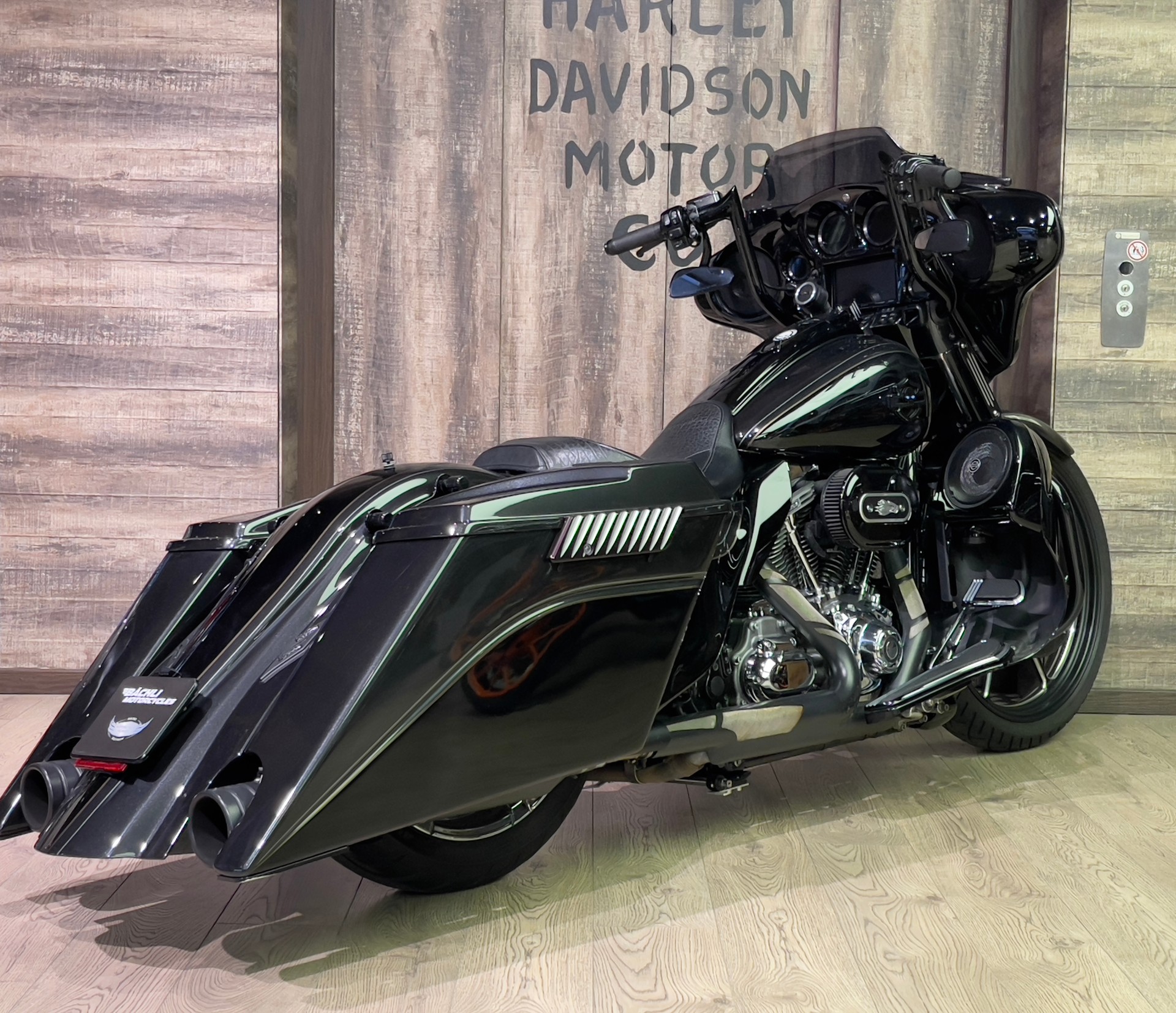 HARLEY-DAVIDSON FLHXSE3 - Street Glide CVO-image-5
