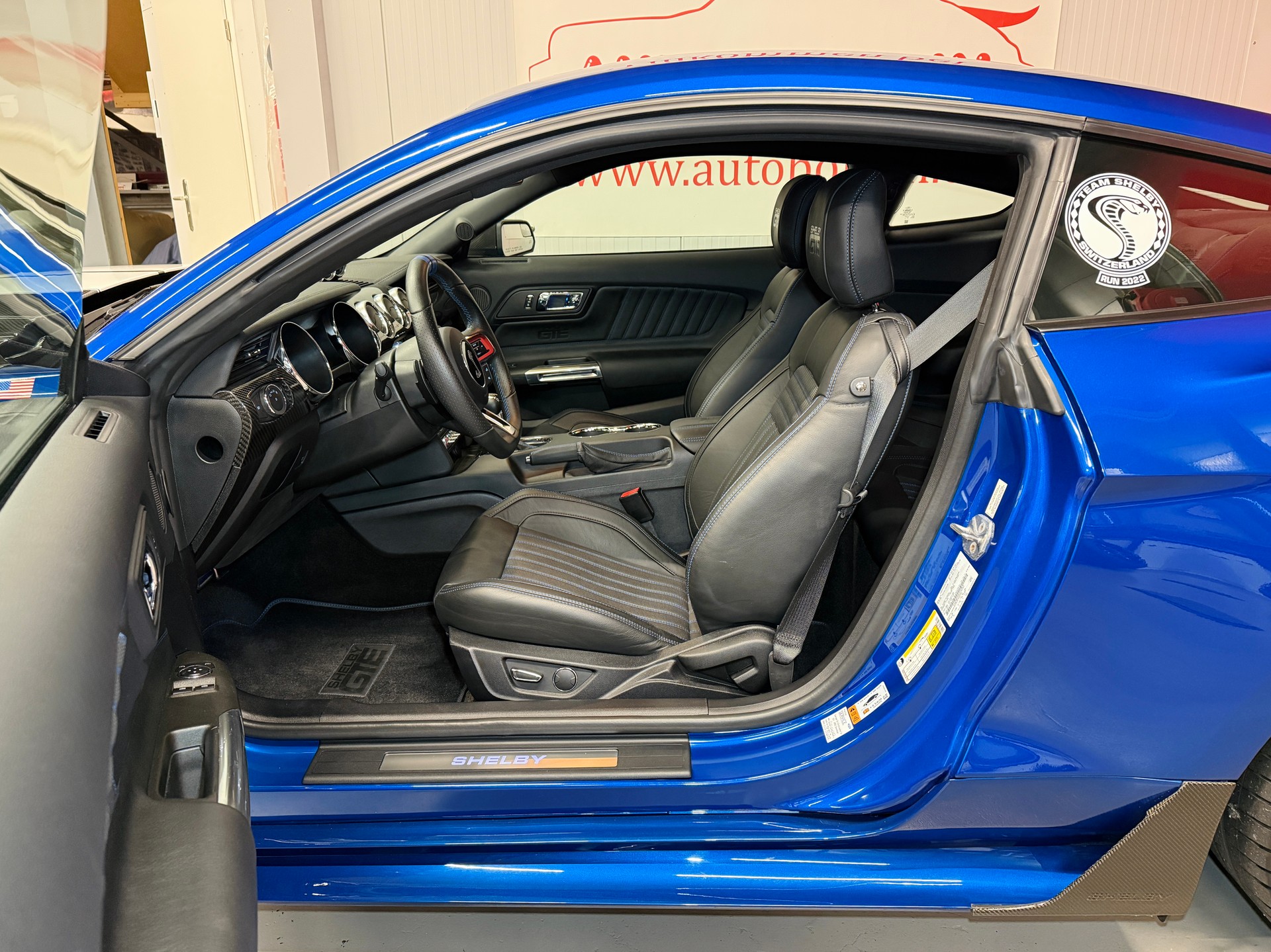 FORD Mustang Shelby GTE Roush „Blue Lightning“ ** Factory CSM Shelby GTE with full options **-image-4