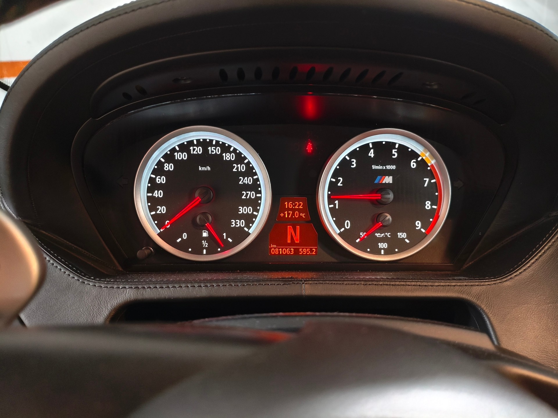 BMW M6-image-3