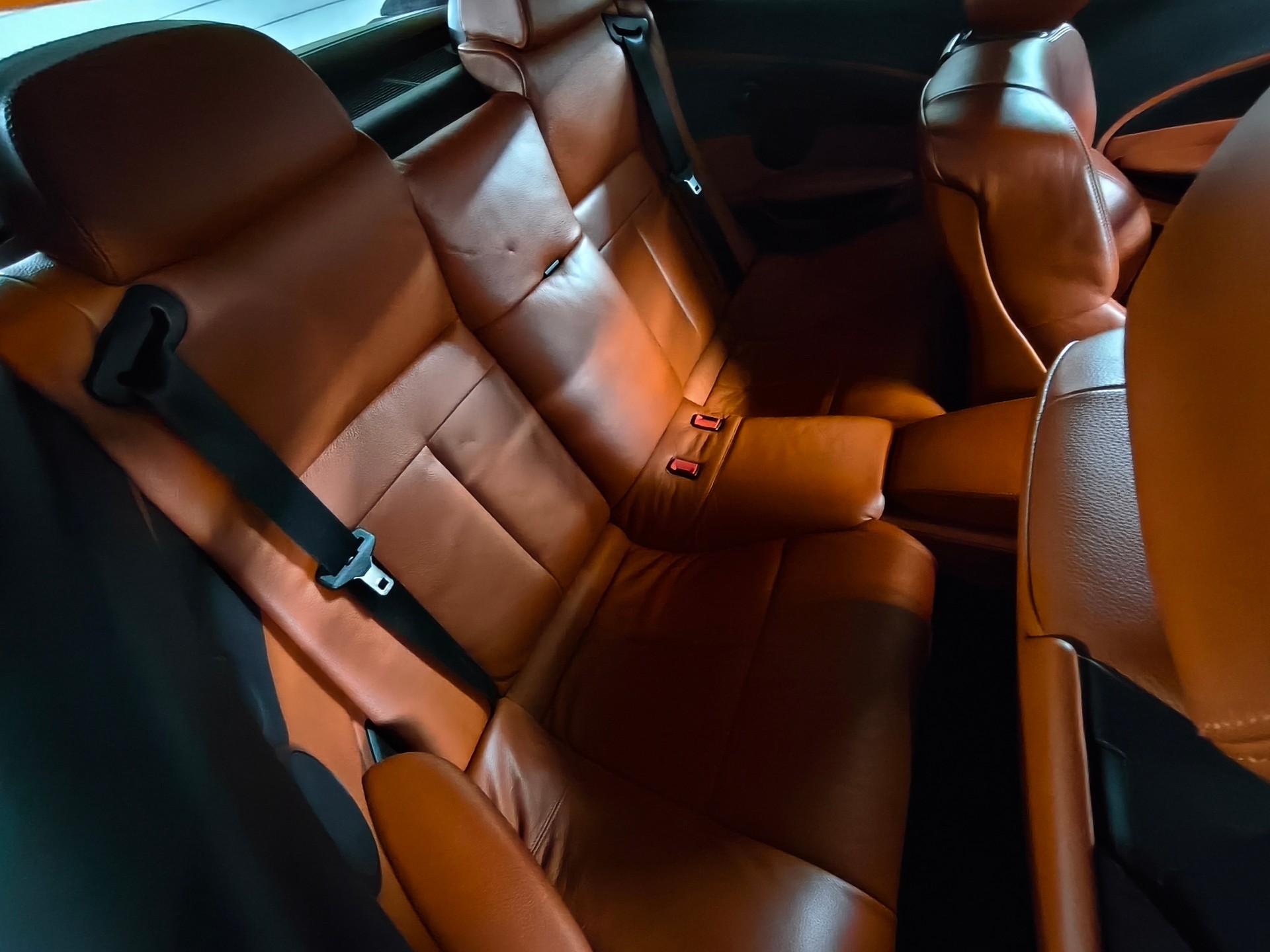 BMW M6-image-12