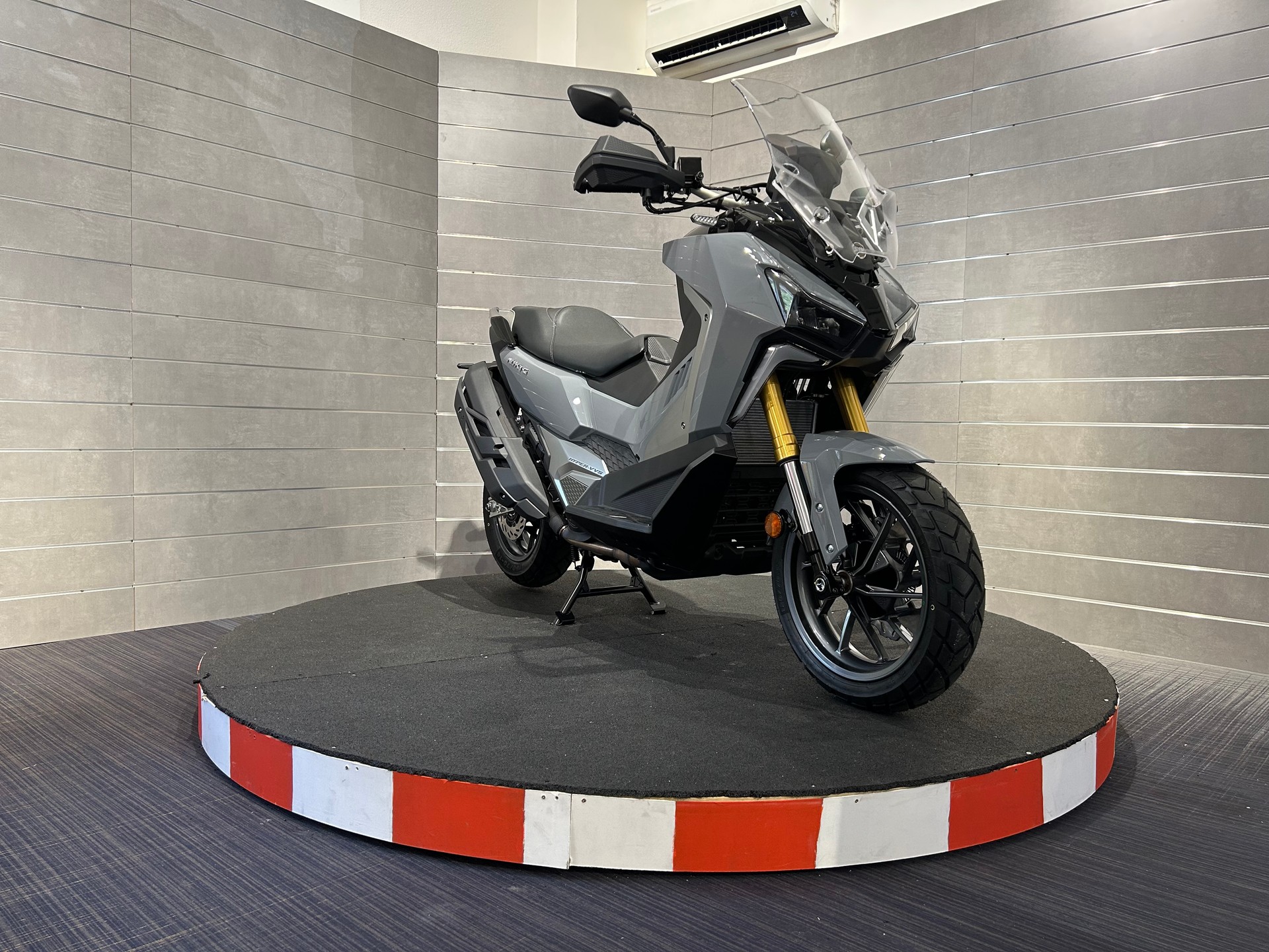SYM ADXTG 400-image-7