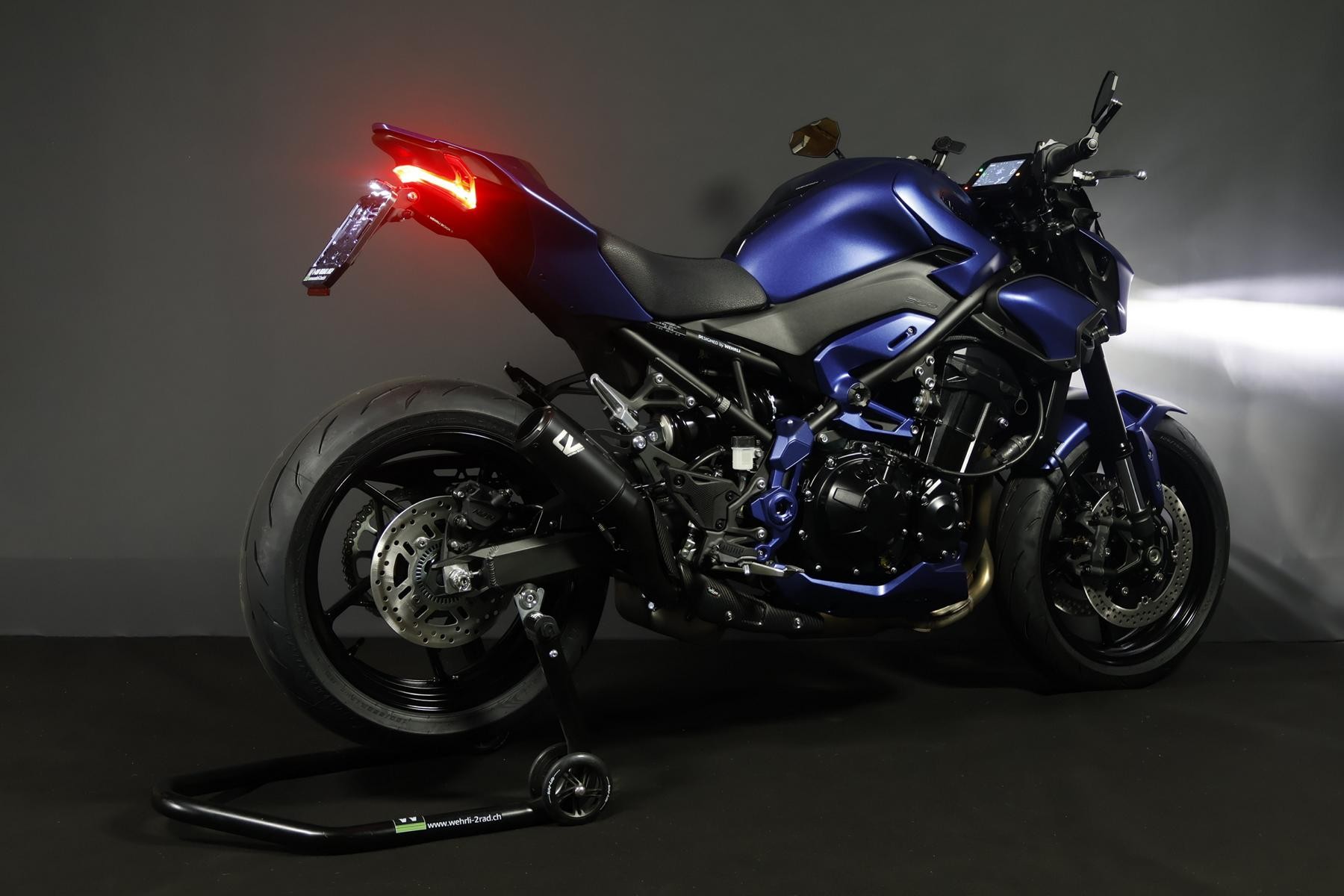 KAWASAKI Z 900 (91/70/35 KW) *Dark Blizzard* Level 3-image-10