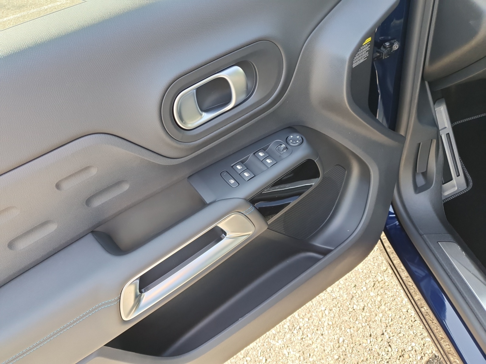 CITROEN C5 Aircross 1.6 Plug-in Hybrid Shine-image-10