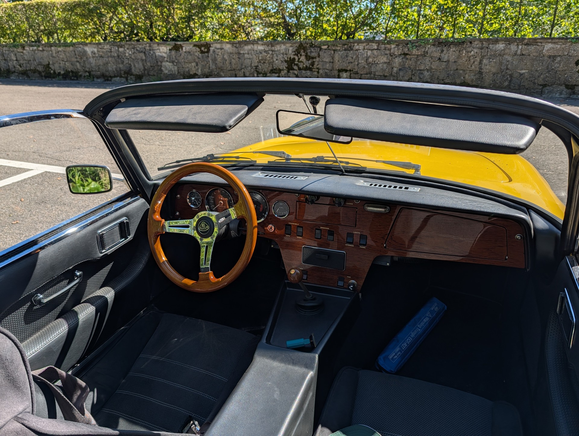 LOTUS Lotus Elan SE-image-3