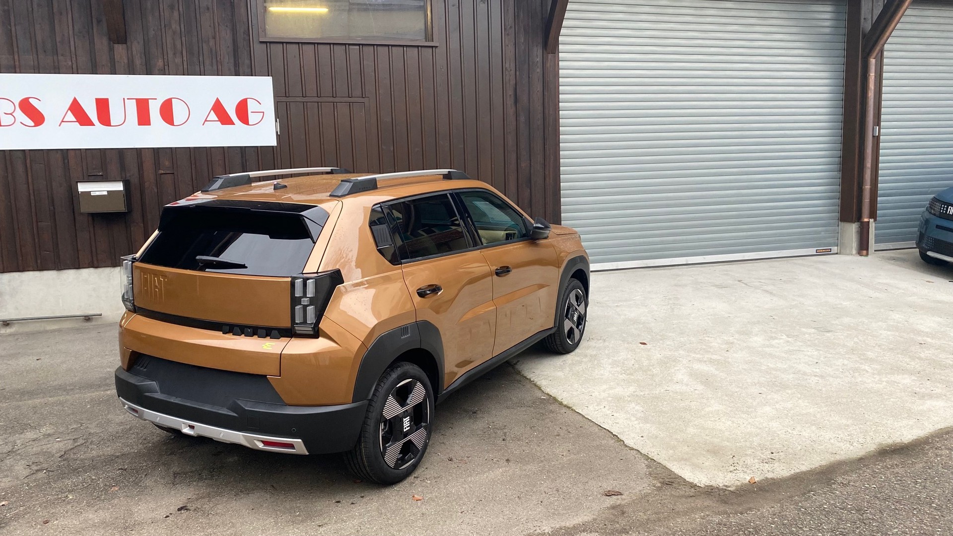 FIAT Grande Panda Elektro La Prima-image-2