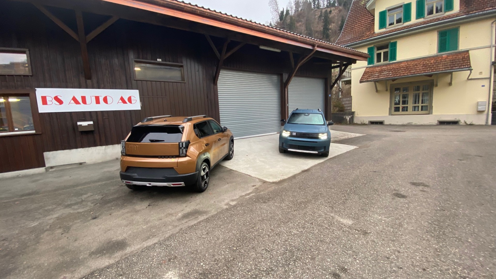 FIAT Grande Panda Elektro La Prima-image-1