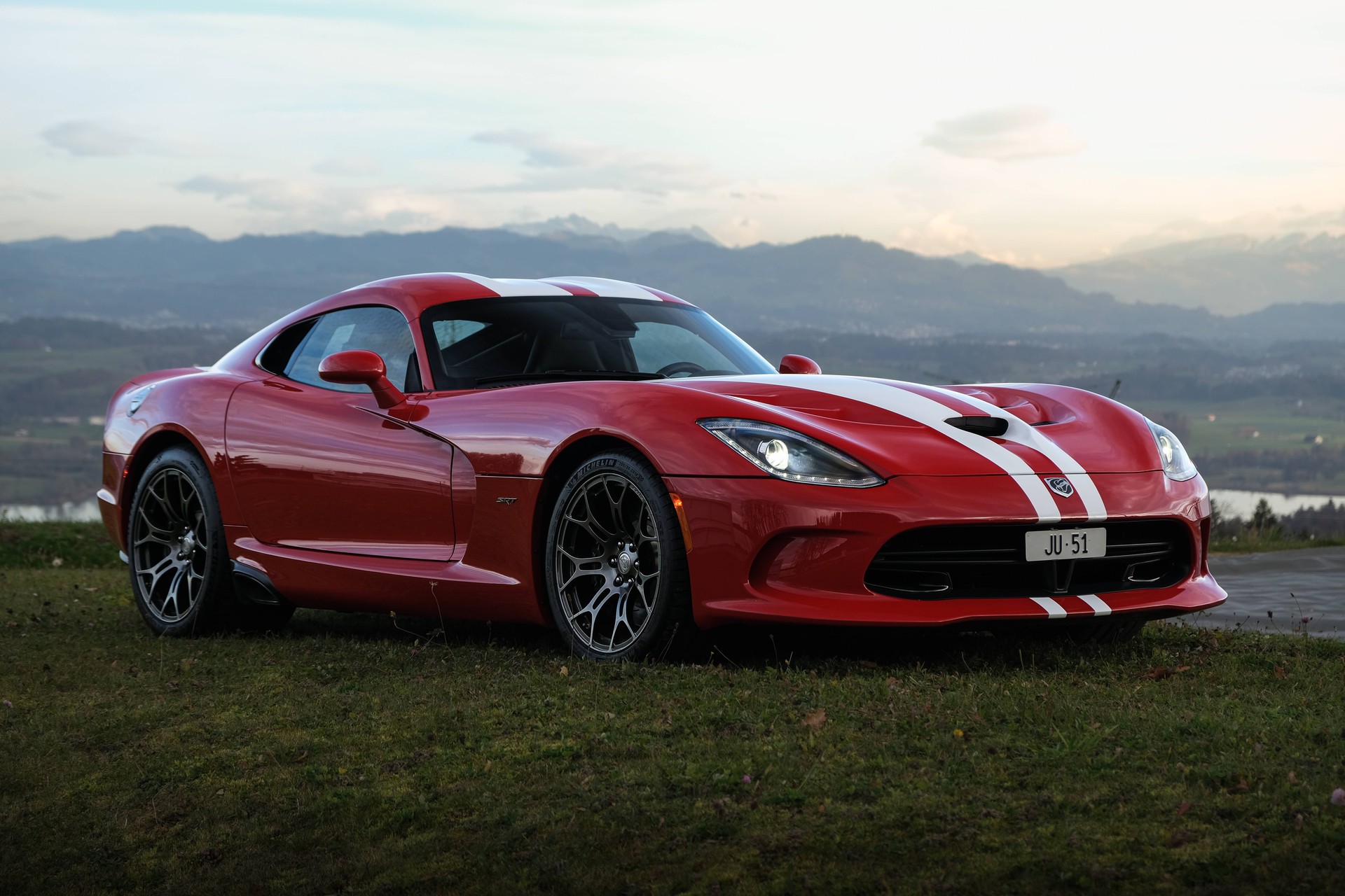 DODGE Viper SRT-image-1