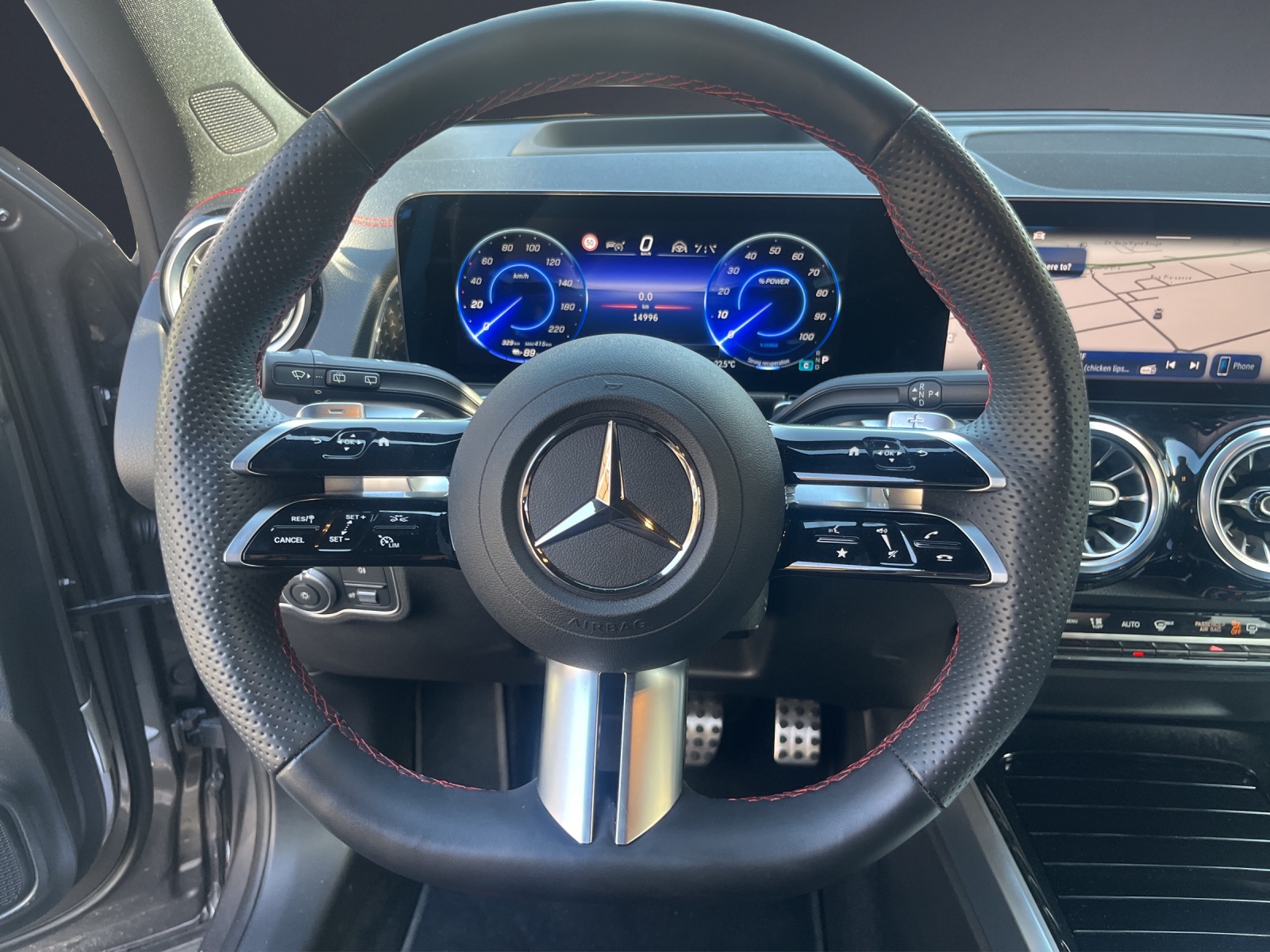 MERCEDES-BENZ EQB 350 4M Swiss Star-image-7