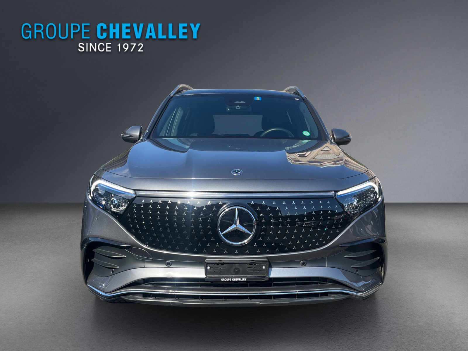 MERCEDES-BENZ EQB 350 4M Swiss Star-showroom-element-1