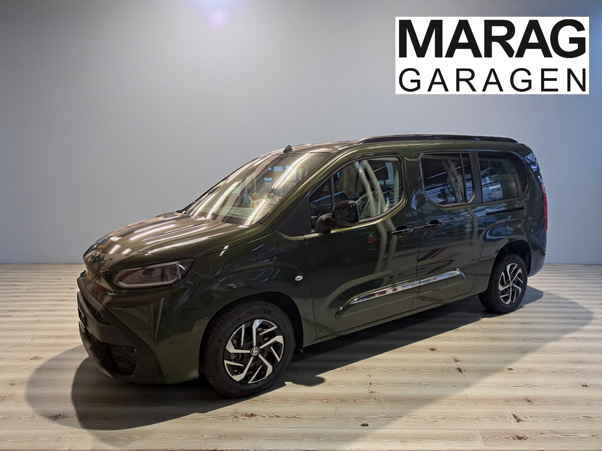 TOYOTA Proace City Verso 1.5 Trend Long-image-1