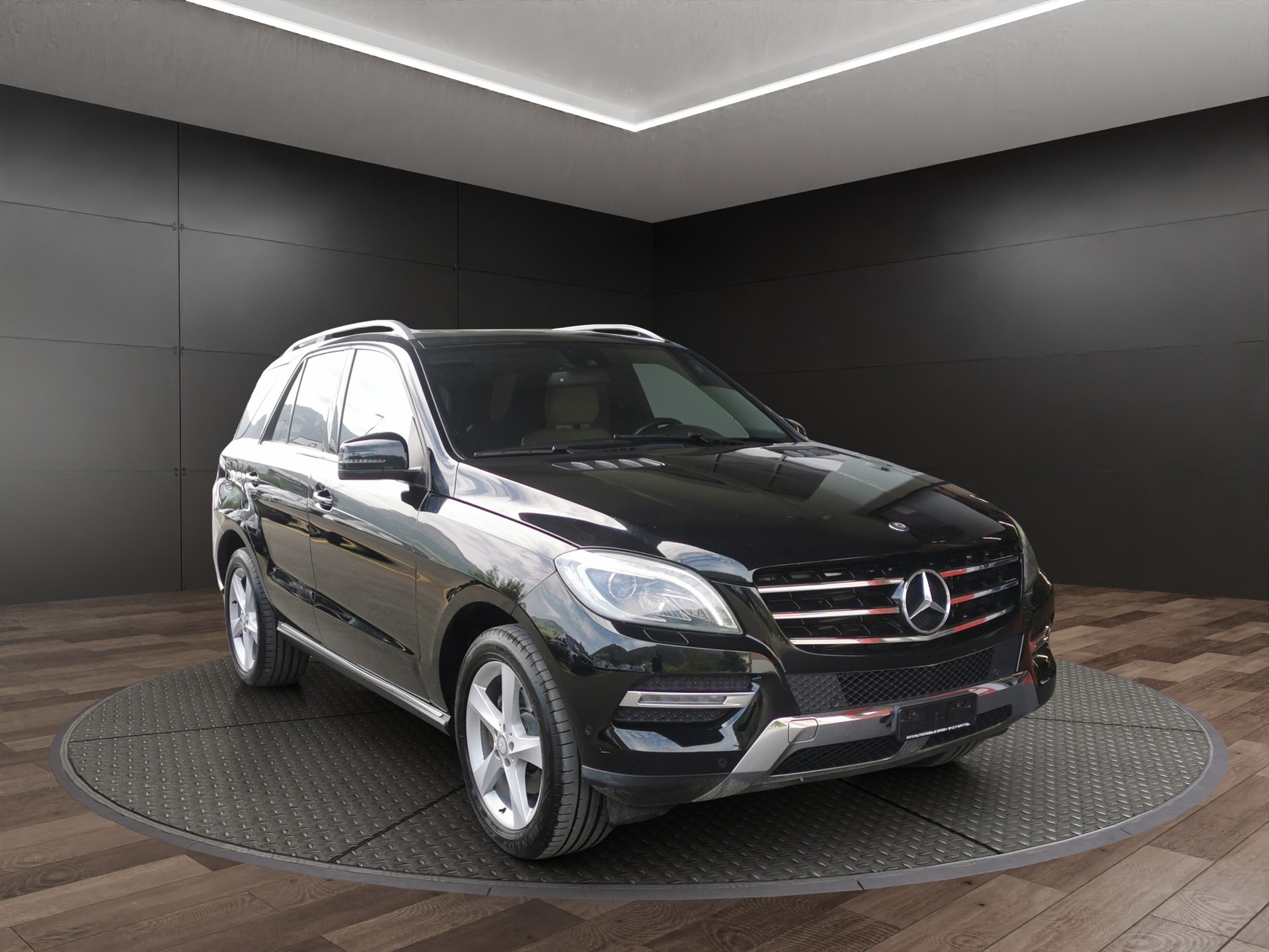 MERCEDES-BENZ ML 350 BlueTEC Executive 4Matic 7G-Tronic
