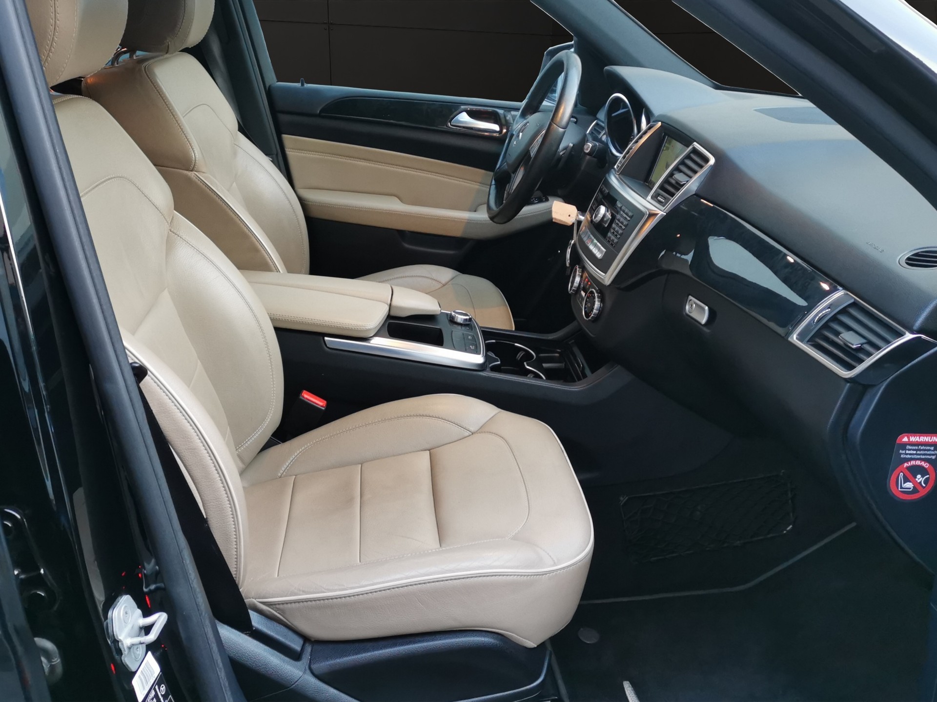 MERCEDES-BENZ ML 350 BlueTEC Executive 4Matic 7G-Tronic-image-15