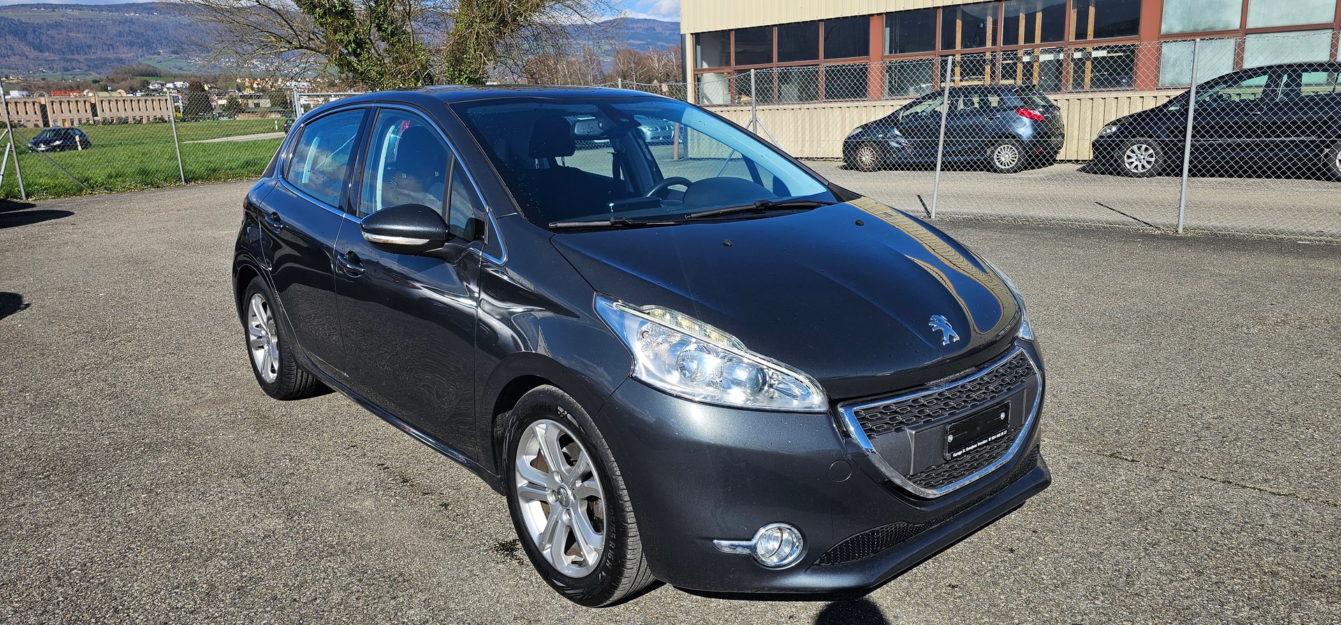 PEUGEOT 208 1.6 VTI Allure Automatik