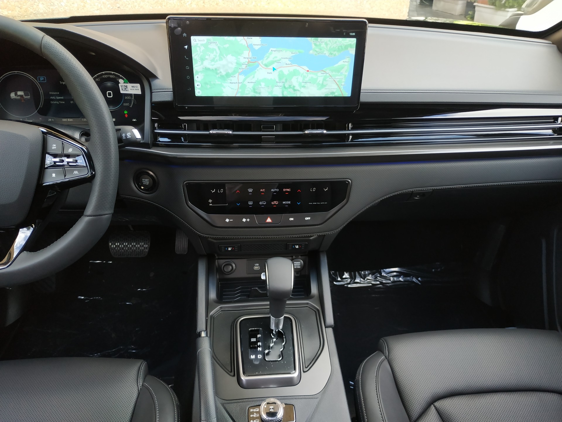 KGM-SsangYong Musso 2.2 Blackline 4WD Automat-image-12