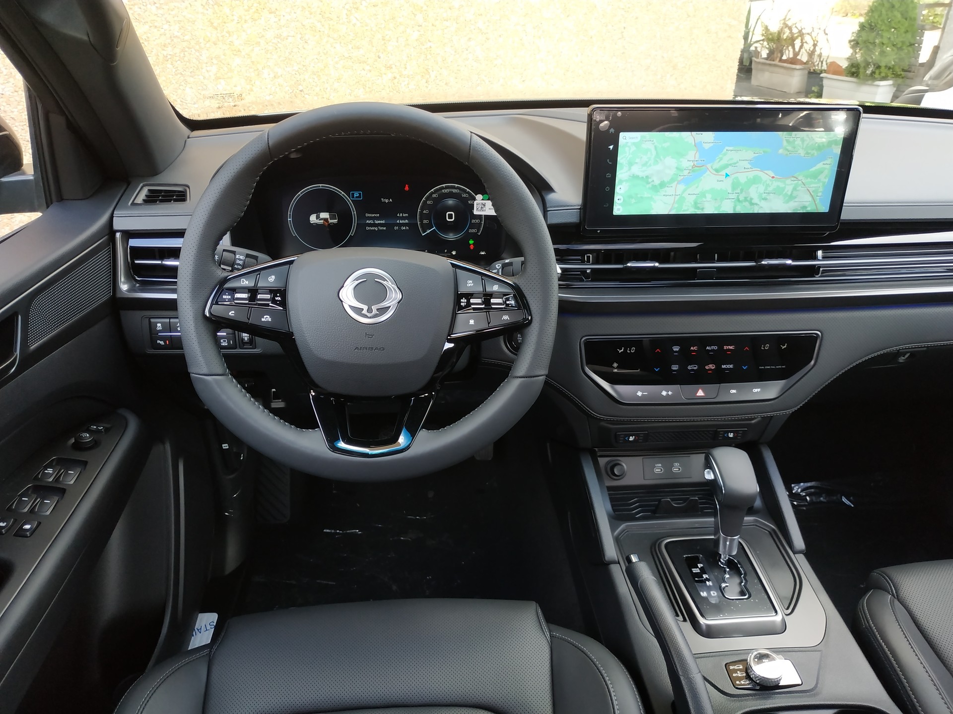 KGM-SsangYong Musso 2.2 Blackline 4WD Automat-image-10