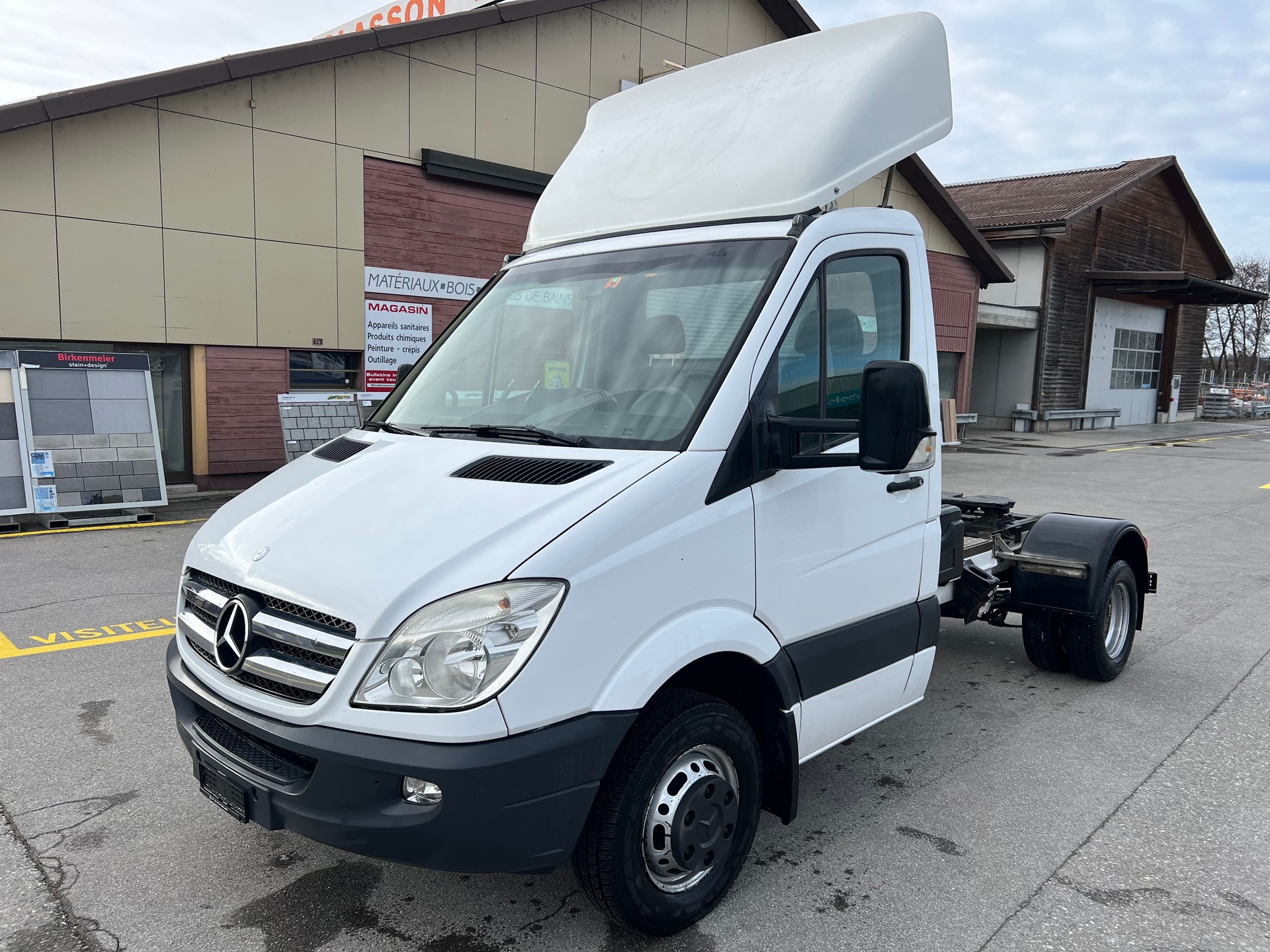 MERCEDES-BENZ Sprinter 519 CDI 3.0 V6 Diesel - Clima - Tracteur à sellette