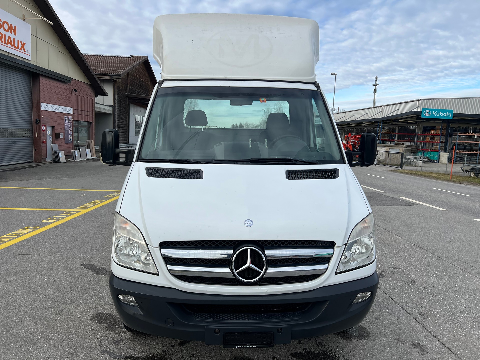 MERCEDES-BENZ Sprinter 519 CDI 3.0 V6 Diesel - Clima - Tracteur à sellette-image-4